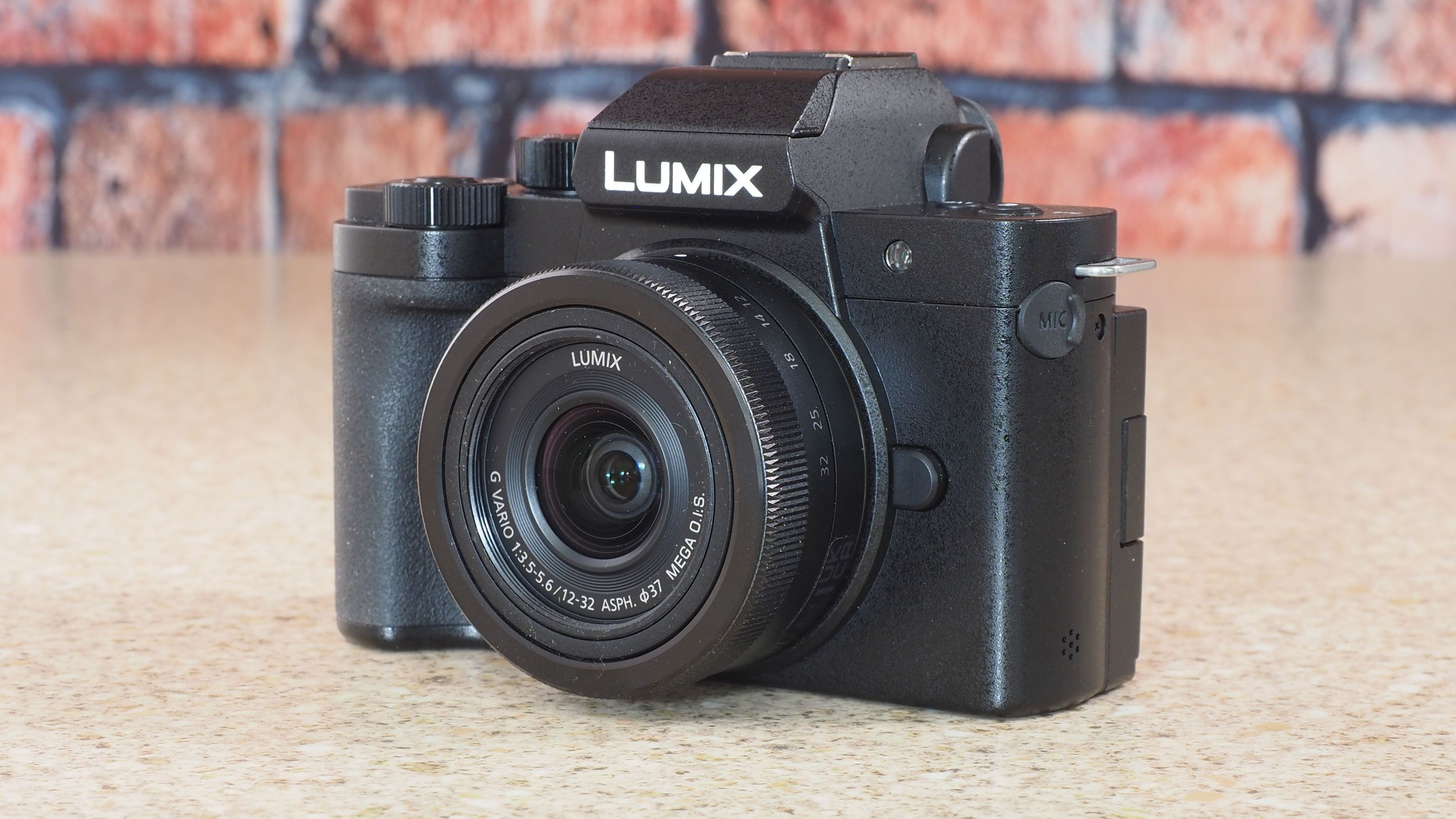 Panasonic LUMIX DC-G100Dカメラ 20231206103124_998_.jpg