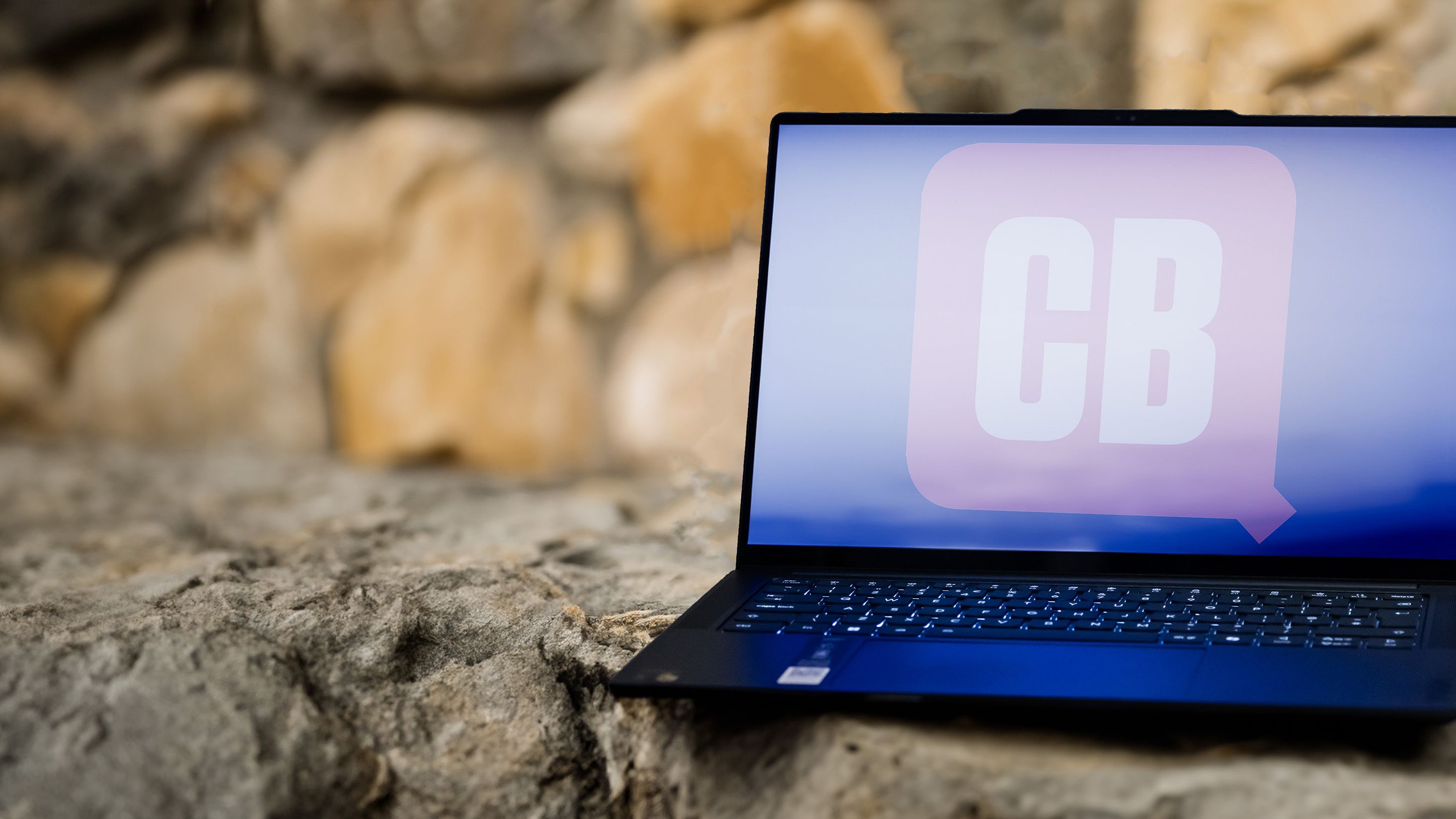 Lenovo Yoga Slim 7x Gen 9 review: lightweight laptop has