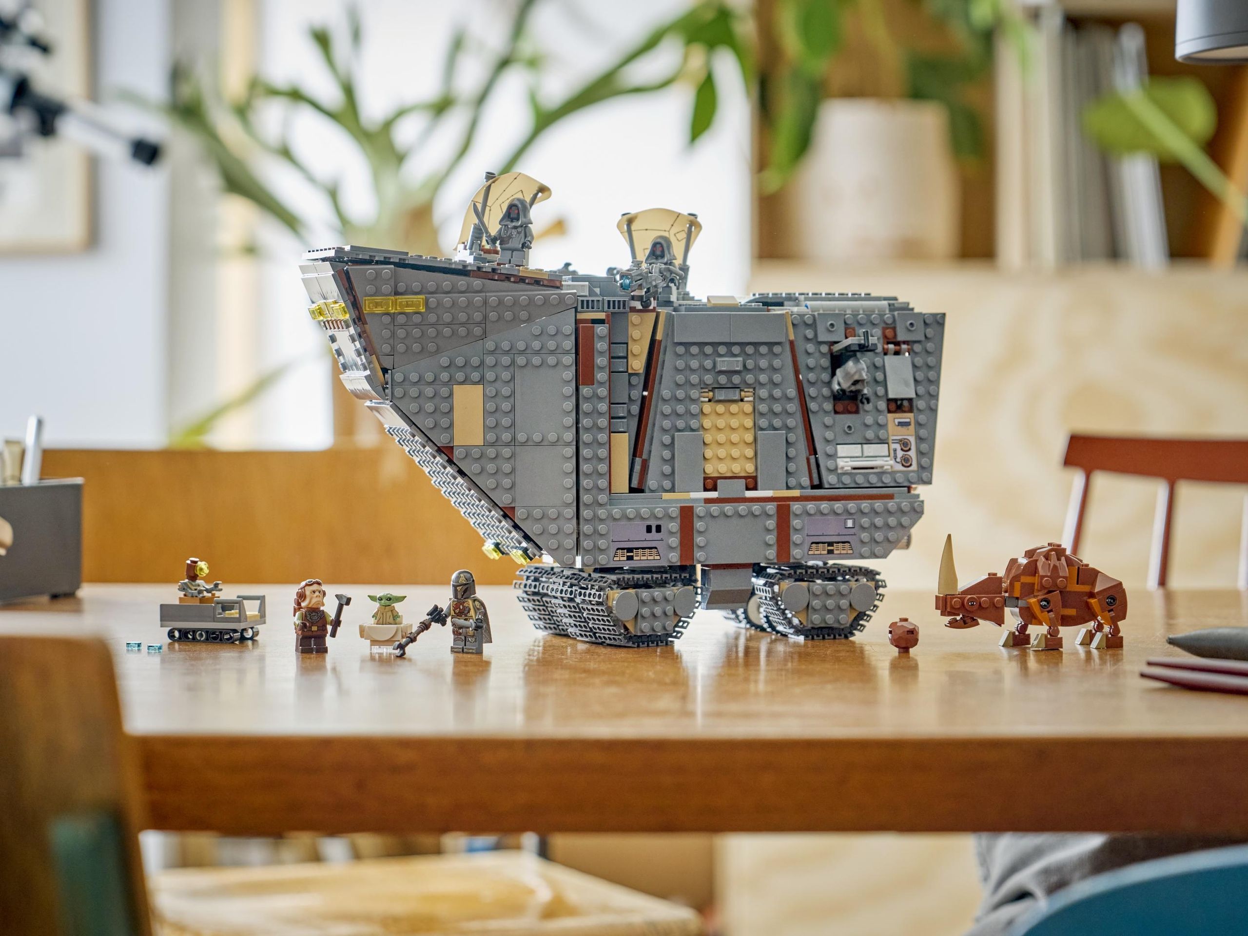 Exclusive: Lego just revealed a new Star Wars Sandcrawler set