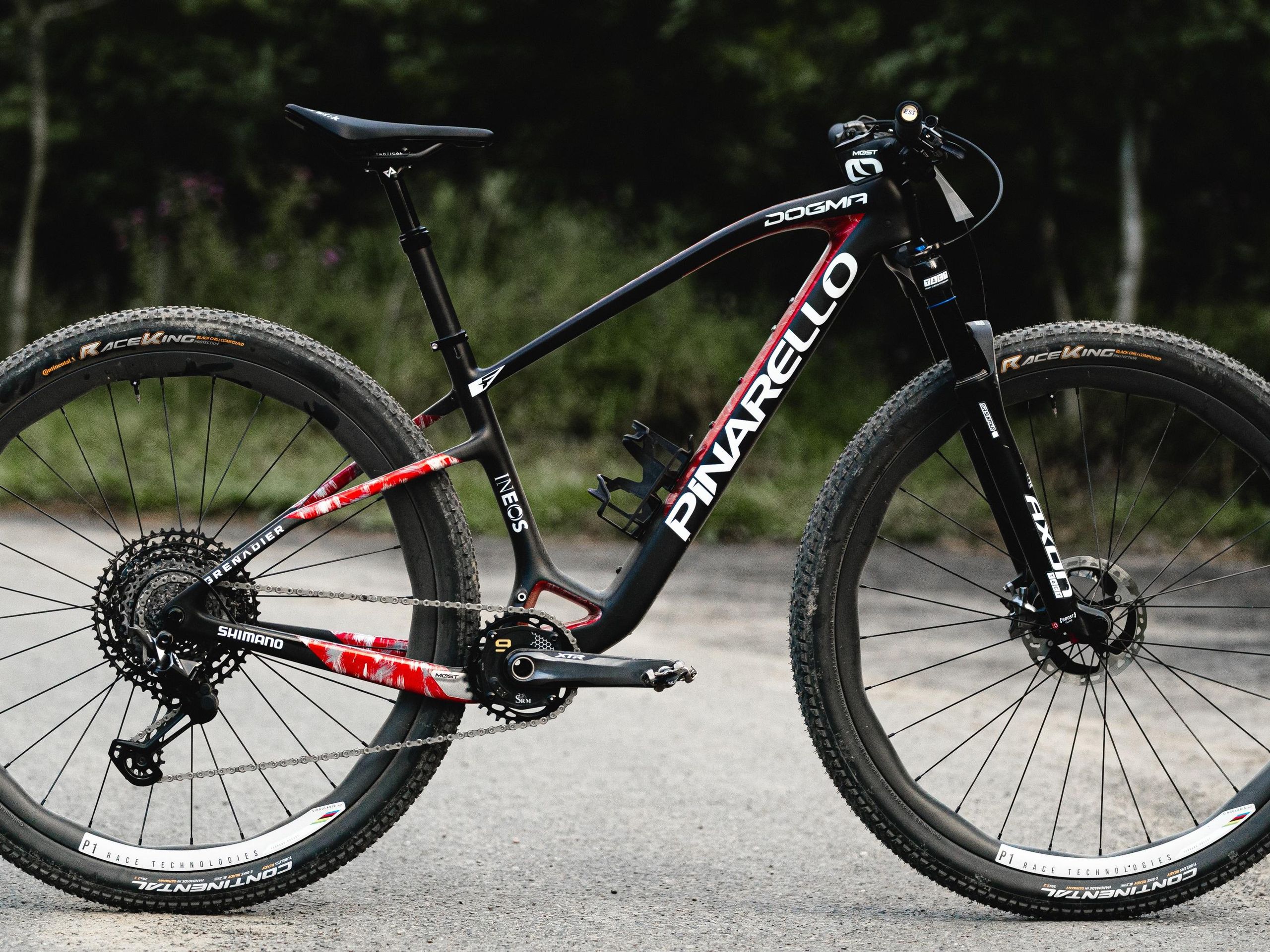 Pauline Ferrand-Prévot and Tom Pidcock race new Pinarello MTB at