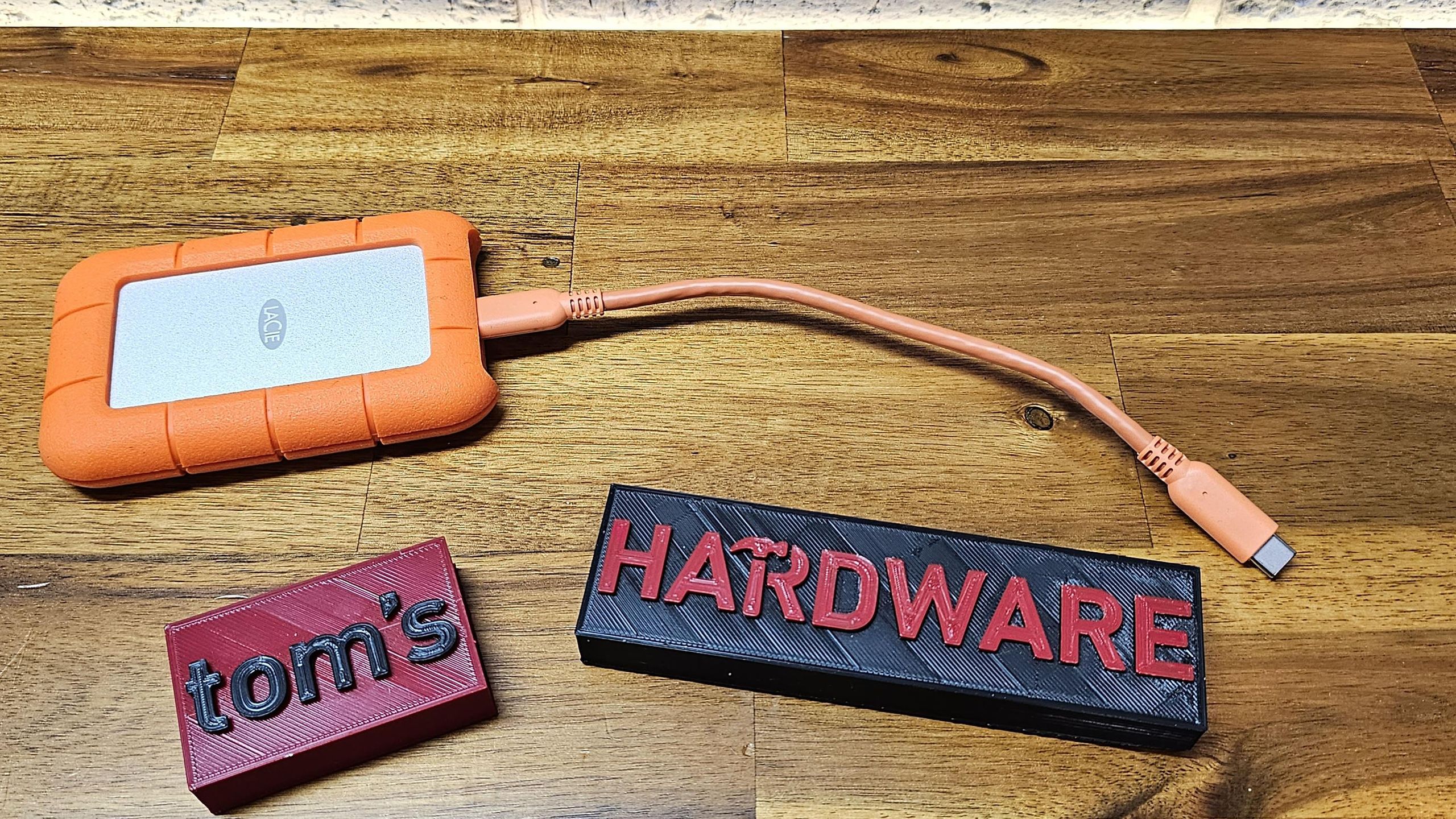LaCie Rugged Mini SSD Review: Bulky but Speedy | Tom's Hardware