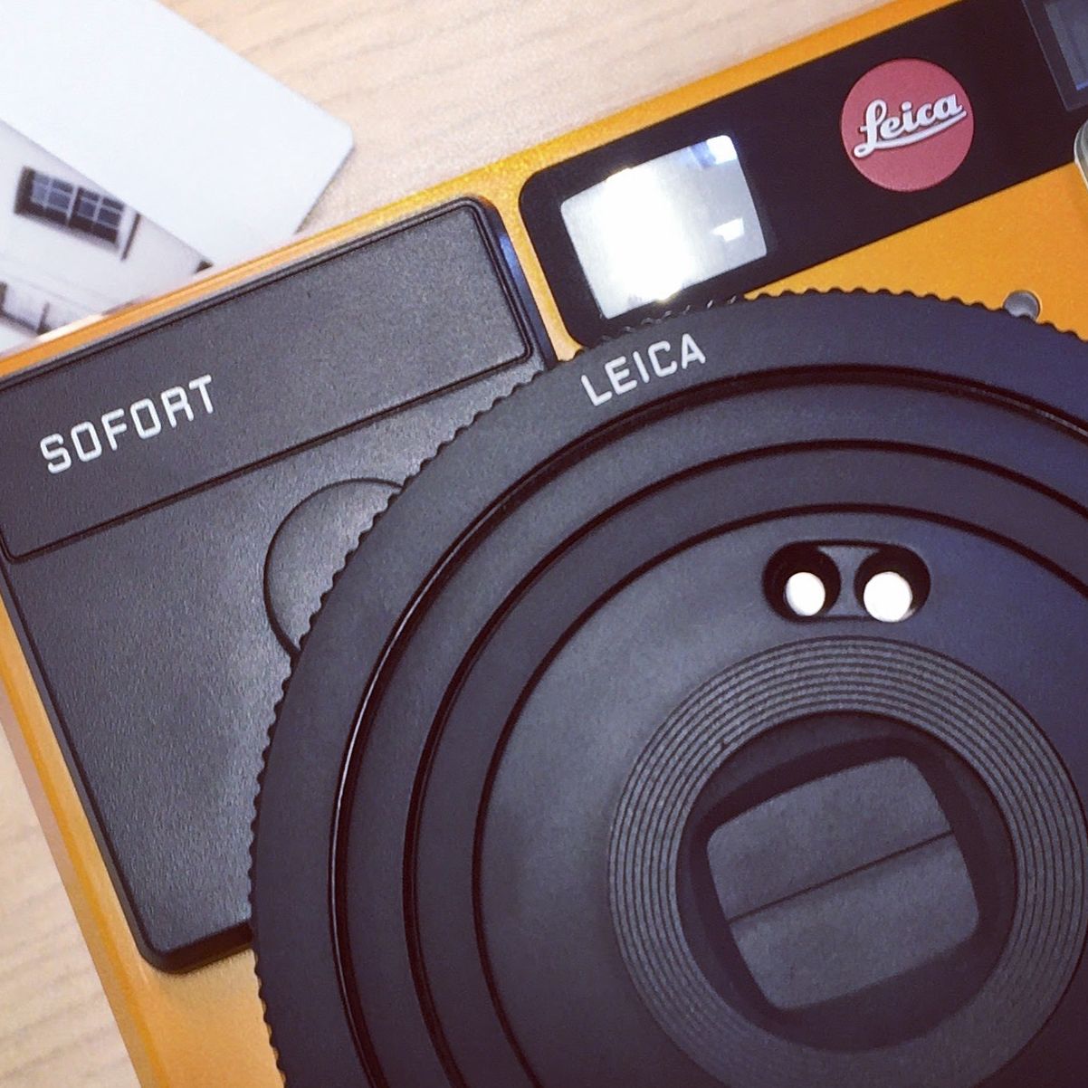 ライカ　LEICA SOFORT オレンジ #MP08N2511-5 Amazon | ライカ ゾフォート オレンジ | インスタントカメラ 通販