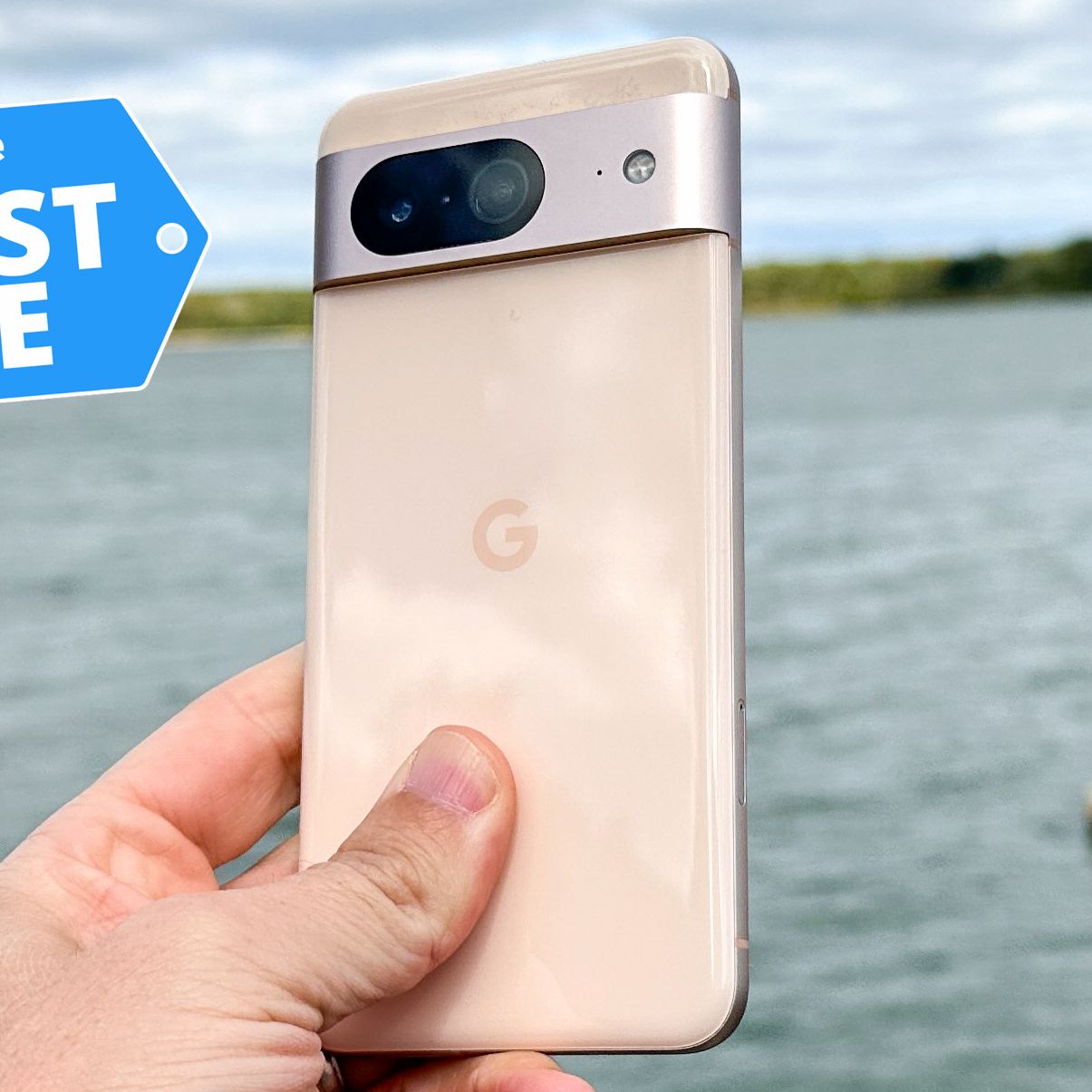 Forget Pixel 9 — Get a free Pixel Watch when you buy a Pixel 8