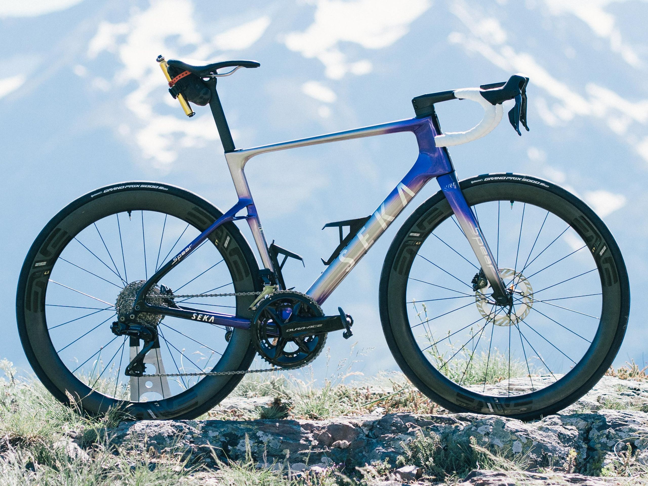 SEKA SPEAR ロードバイグサイズs（Glacier Blue） Seka Spear review: Incredible specs and dialled geometry, but a