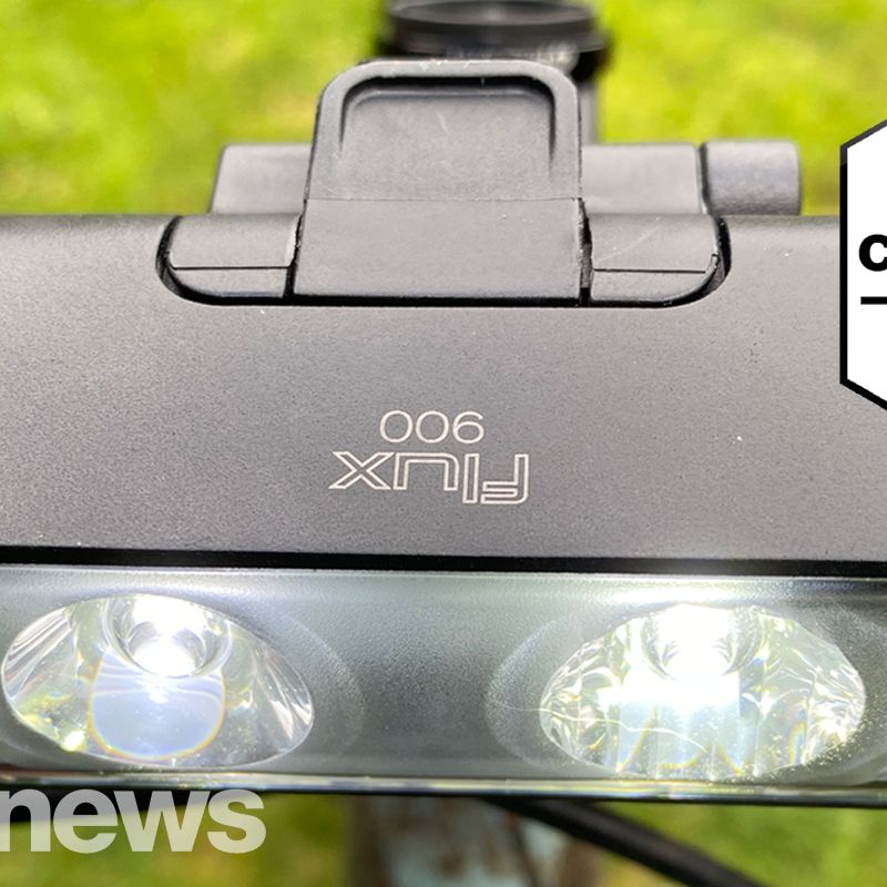 Specialized Flux 900 front light review | Cyclingnews