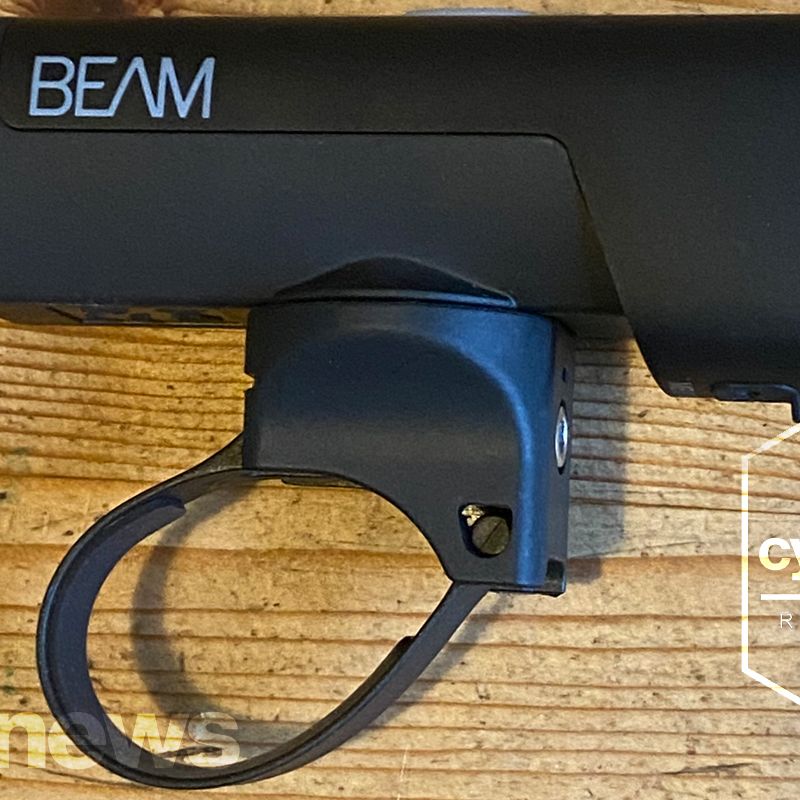 定価3万 SEE.SENSE BEAM+ フロントライト 1500ルーメン - メルカリ