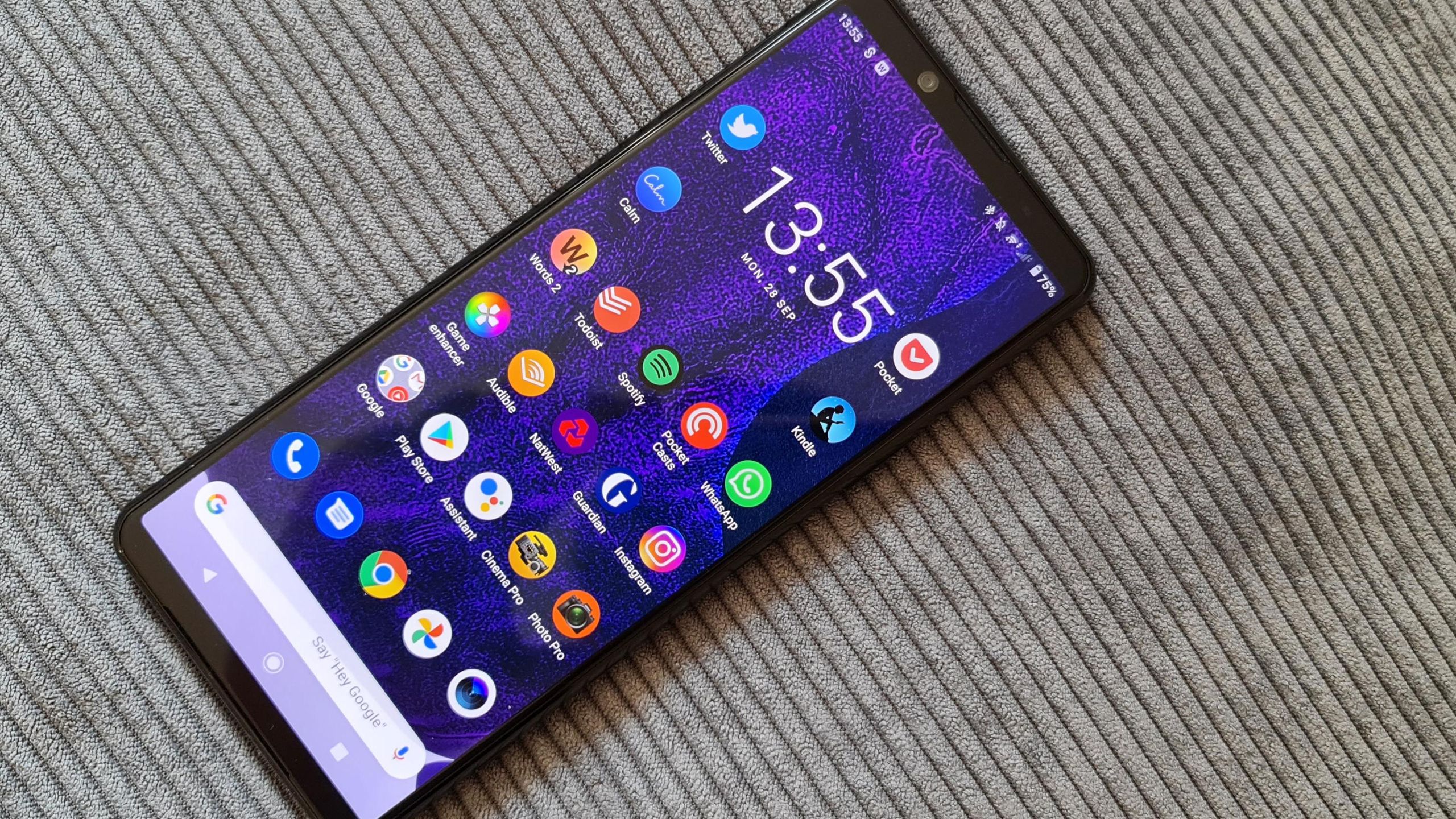 Xperia - SONY Xperia 5 II SOG02 128G　　au 1729307933_sf-l1600.jpg