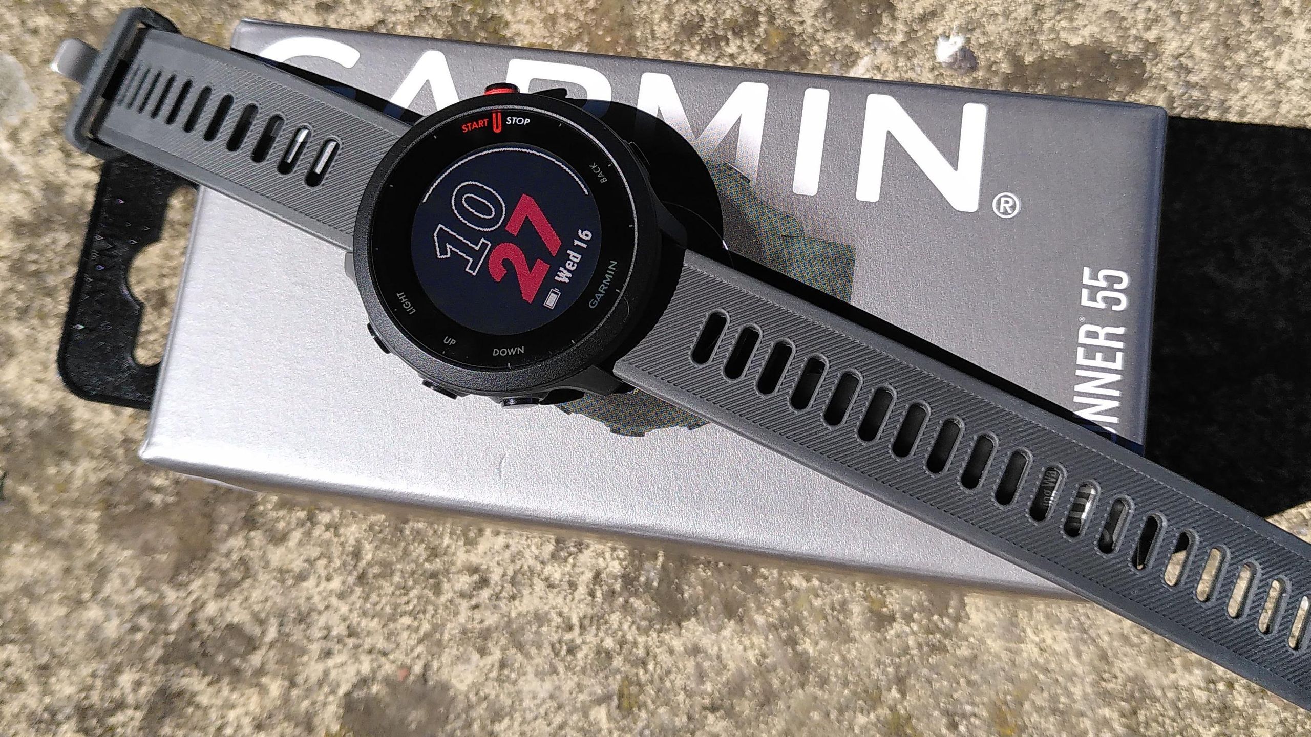 GARMINのFOREATHLETE 55 Garmin Forerunner® 55 | Running Smartwatch | Sports Watch