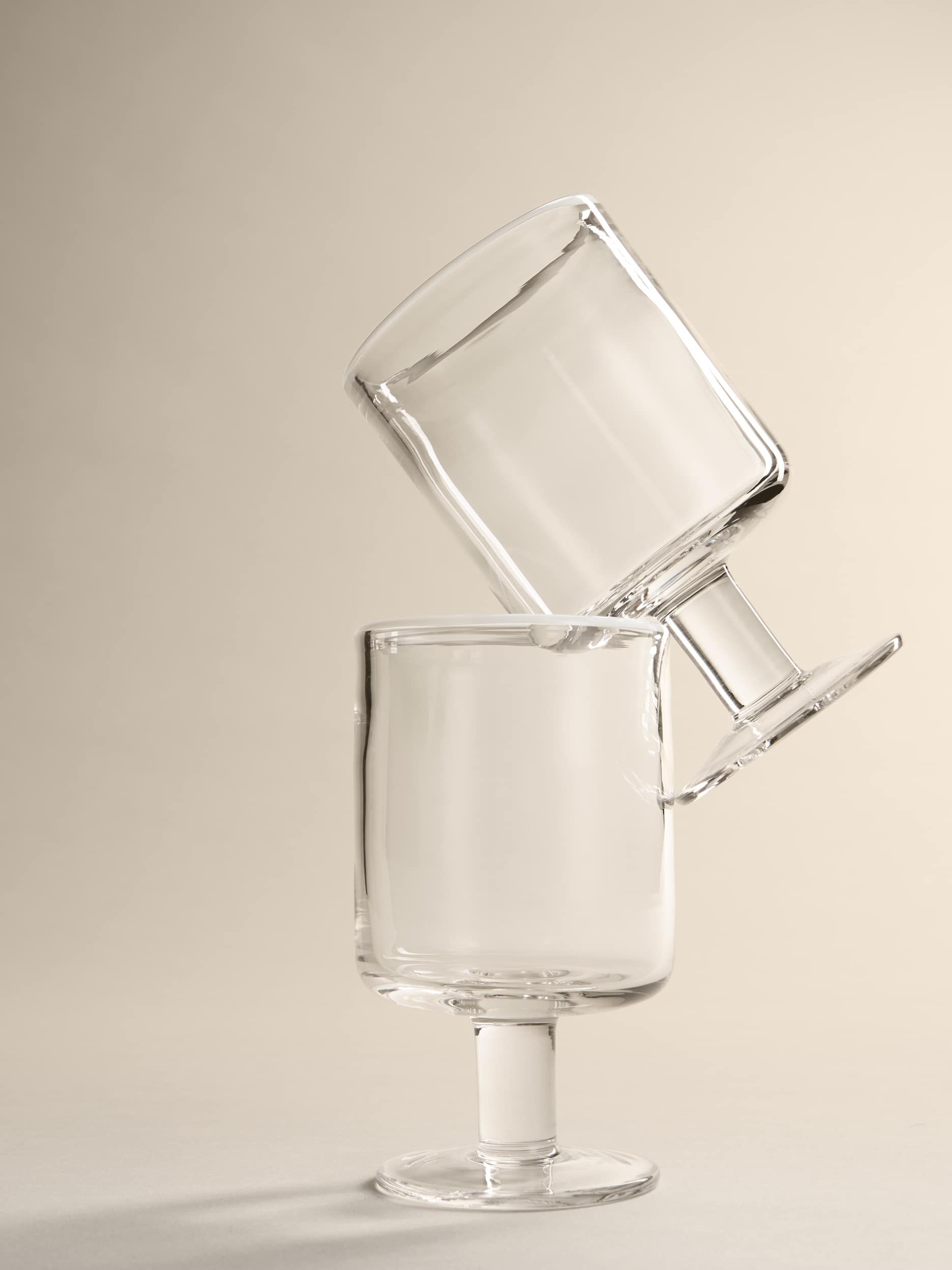 Set of 2 Contrast Rim Wine Glasses
