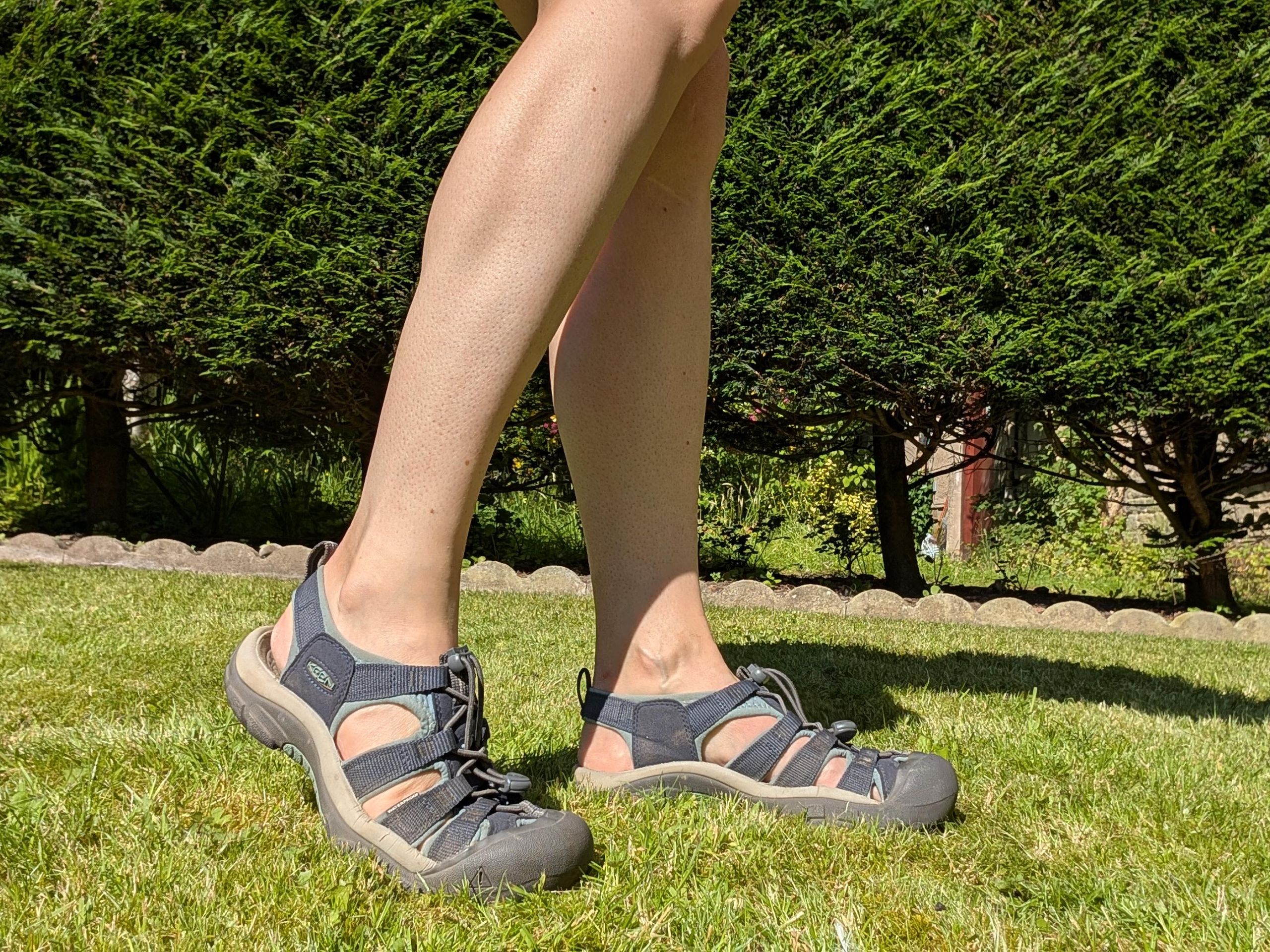 Keen Newport H2 hiking sandals: the official shoe of summer  display picture 3