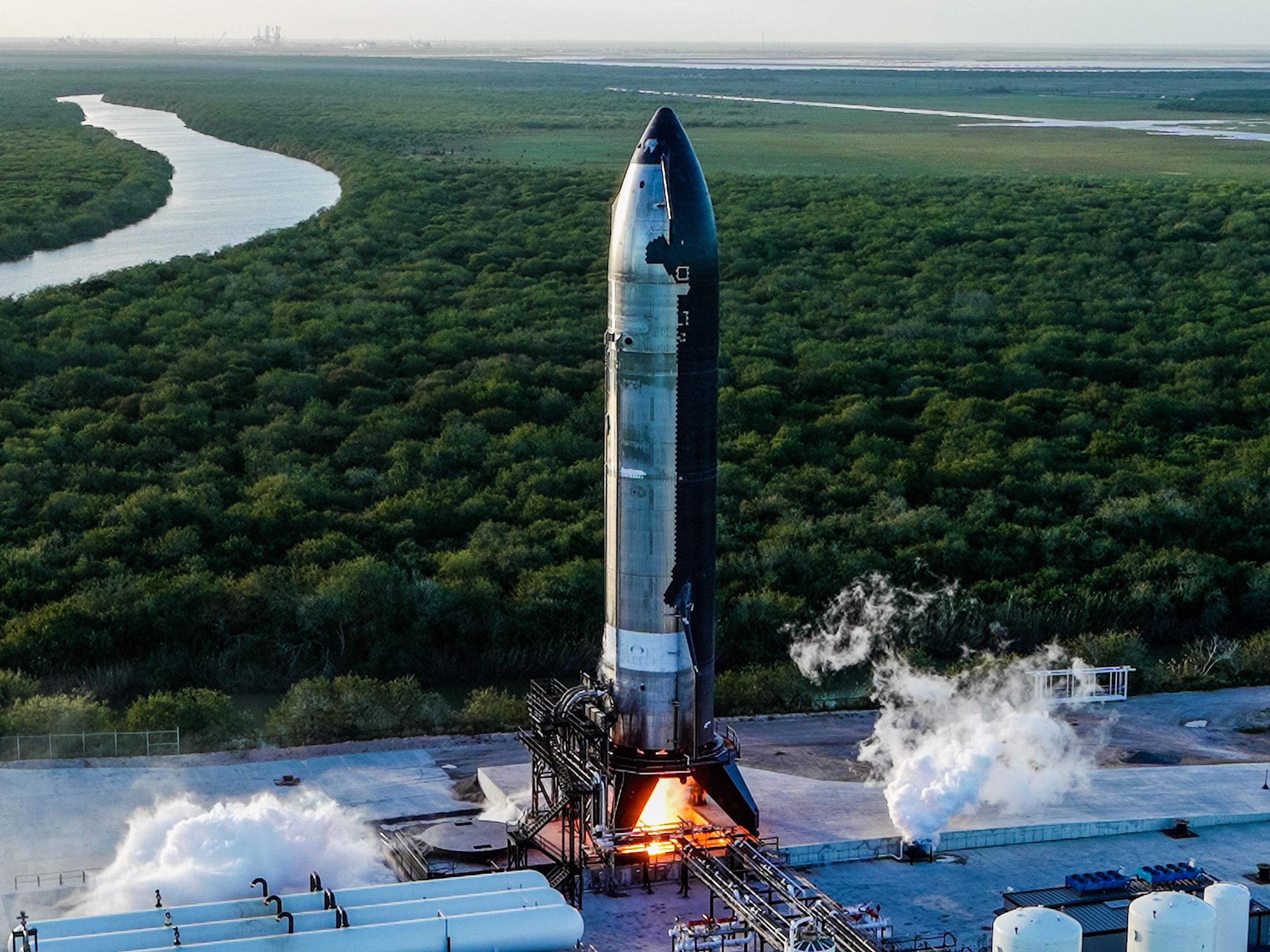 スペースエクスプローダー　NASA GlOI9qyXsAAgLTn.jpg:large