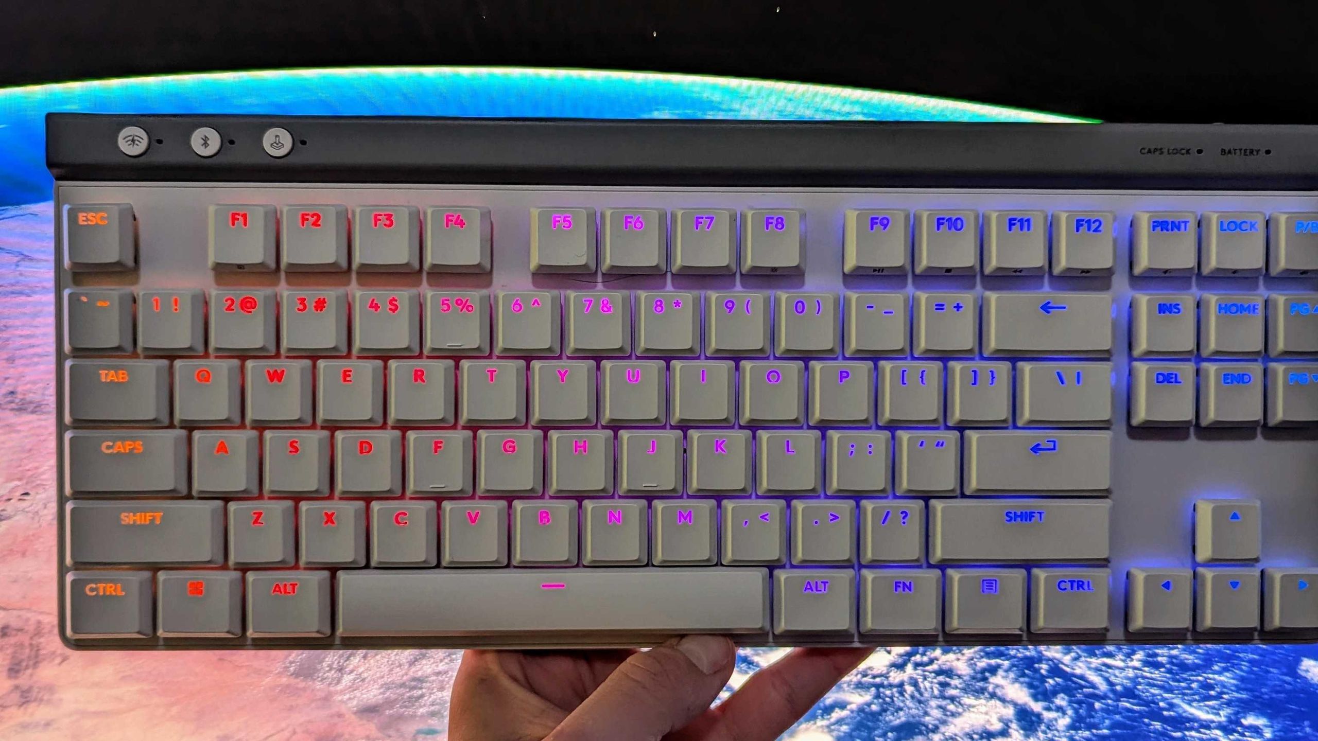 Logitech G515 LIGHTSPEED TKL Wireless Gaming Keyboard review: Slim