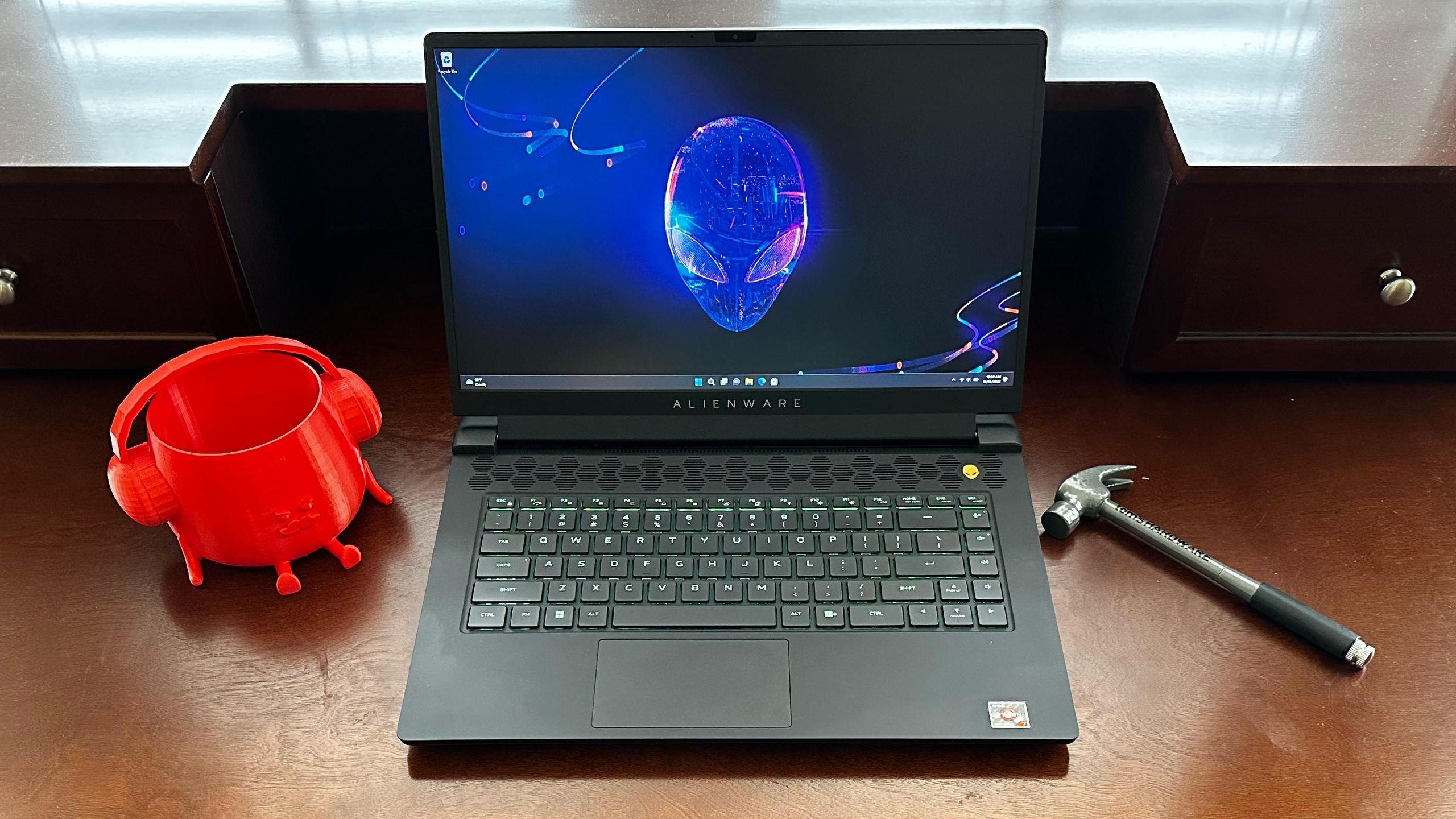 Alienware m15 R7 Review: Solid Gaming, Leading Endurance | Tom's