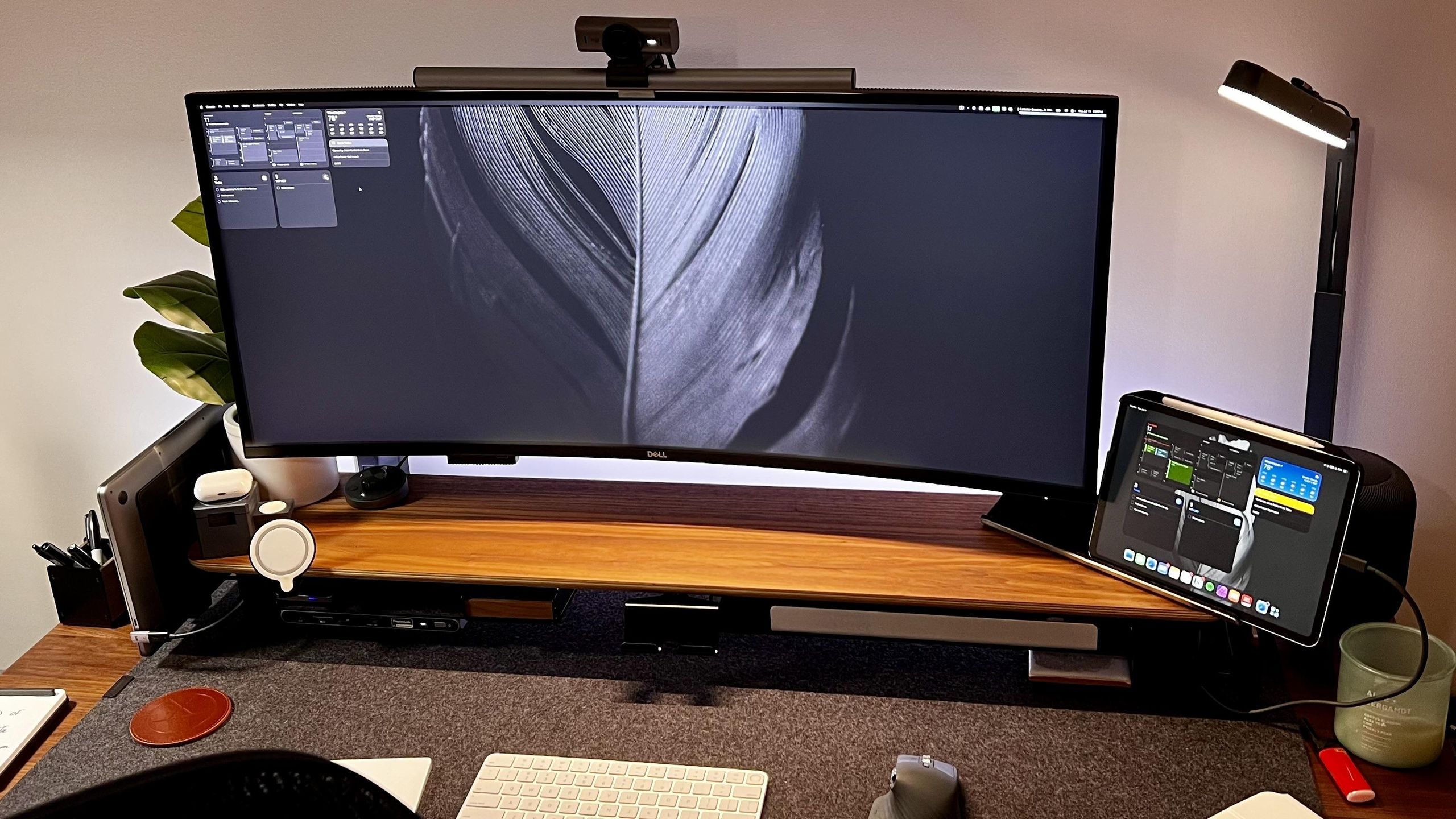 Dell U4025QW 曲面Thunderboltハブ 40インチモニター Dell UltraSharp 40 Curved Thunderbolt™ Hub Monitor - U4025QW