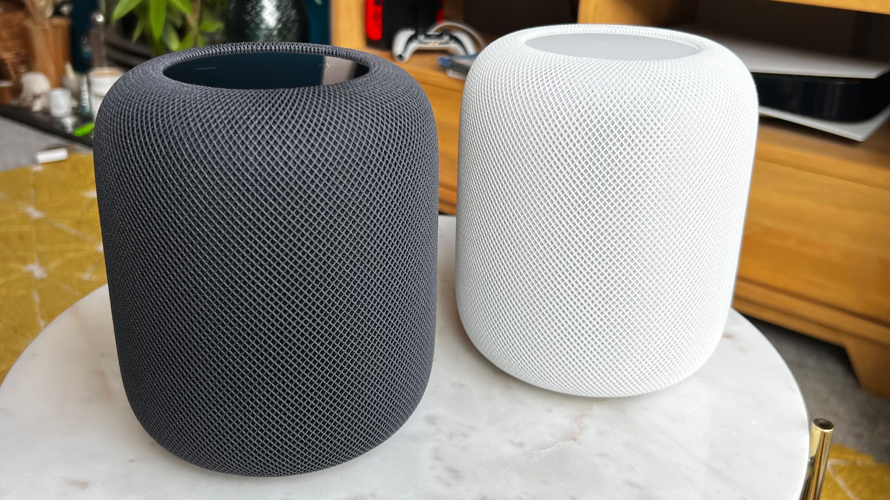 Apple HomePod 2 review: rich sound, but doesn't fix the