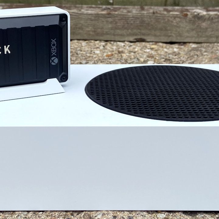 WD_BLACK D30 1TB external Xbox SSD review: Second-rate speeds