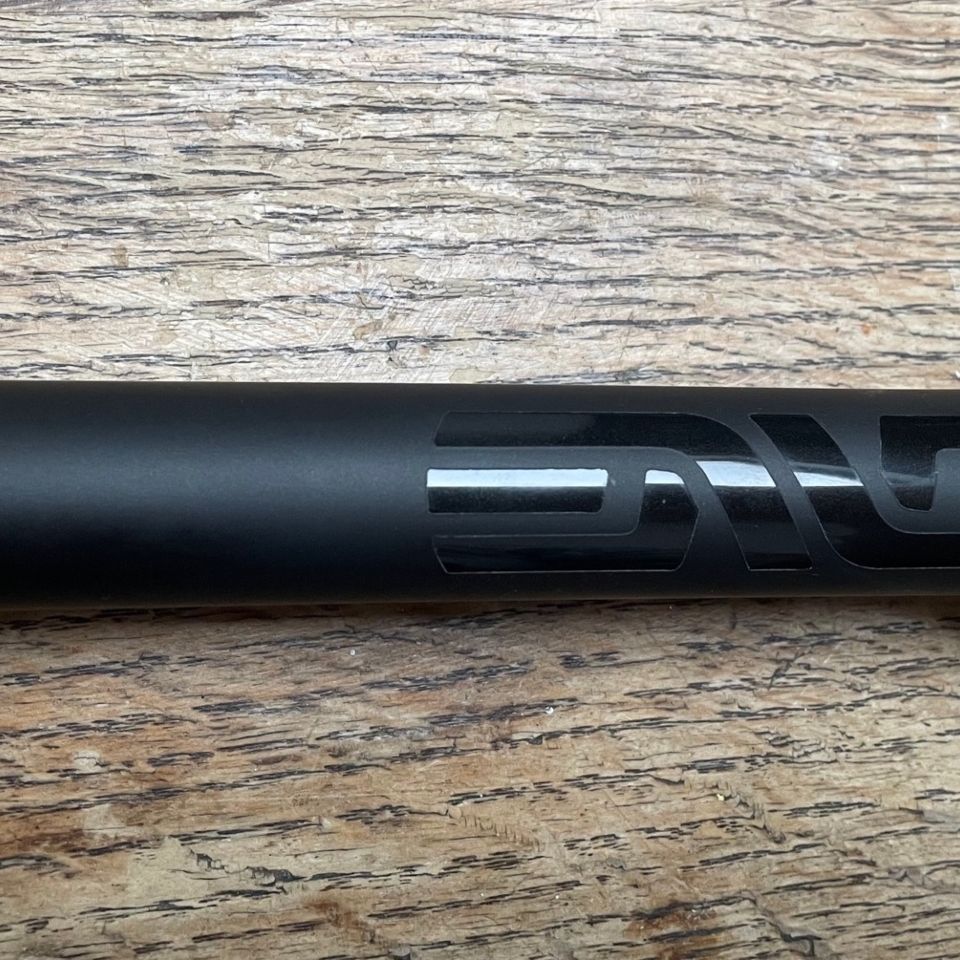 ENVE SEATPOST 400MM φ25.4mm ENVE Seatpost Gen 2 25.4mm x 400mm 25mm offset Carbon