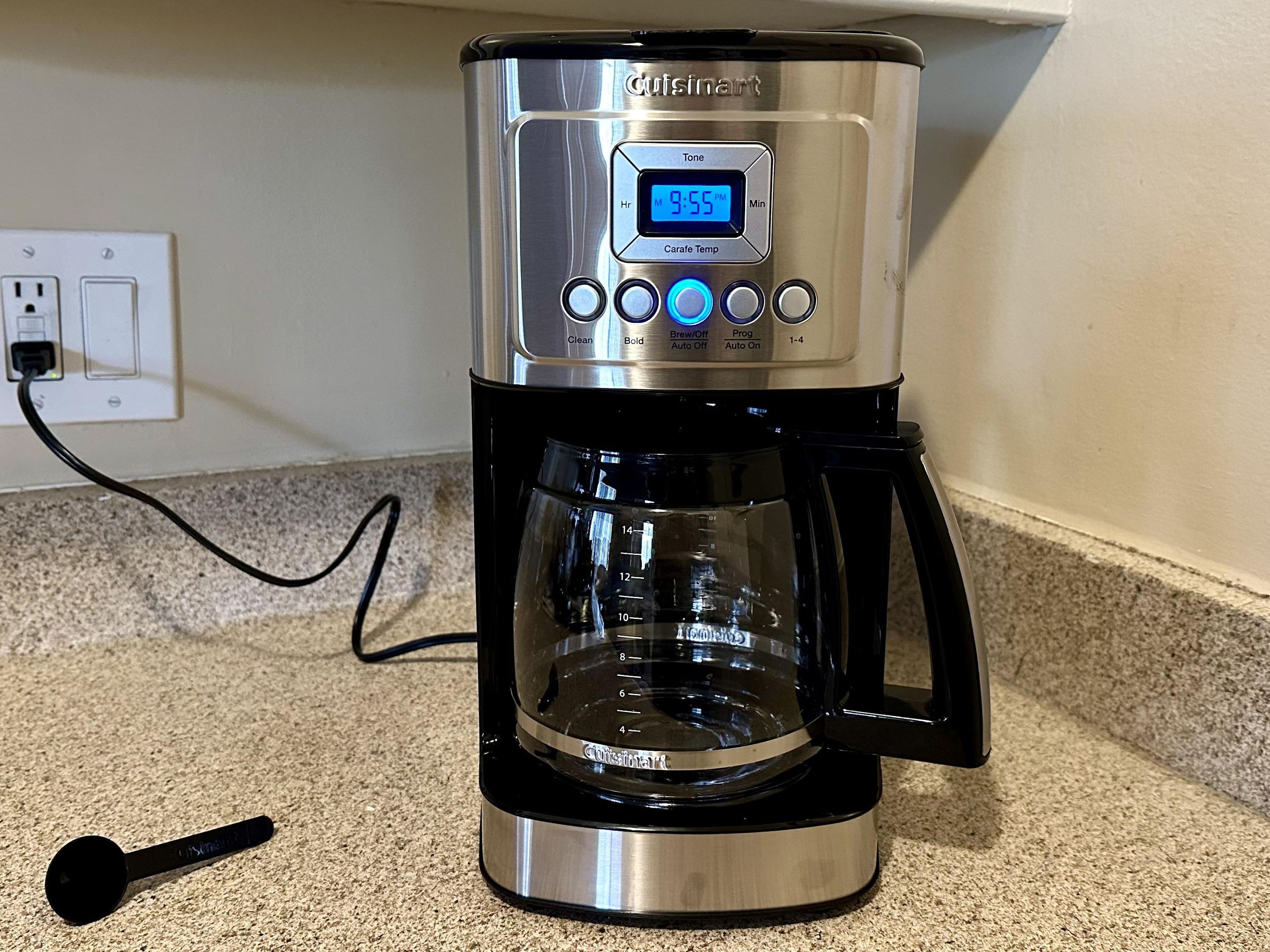 クイジナート　Cuisinart DCC-3200P1 コーヒーメーカー bgzrZpSSegJ7yuRTyqnjGK.jpg