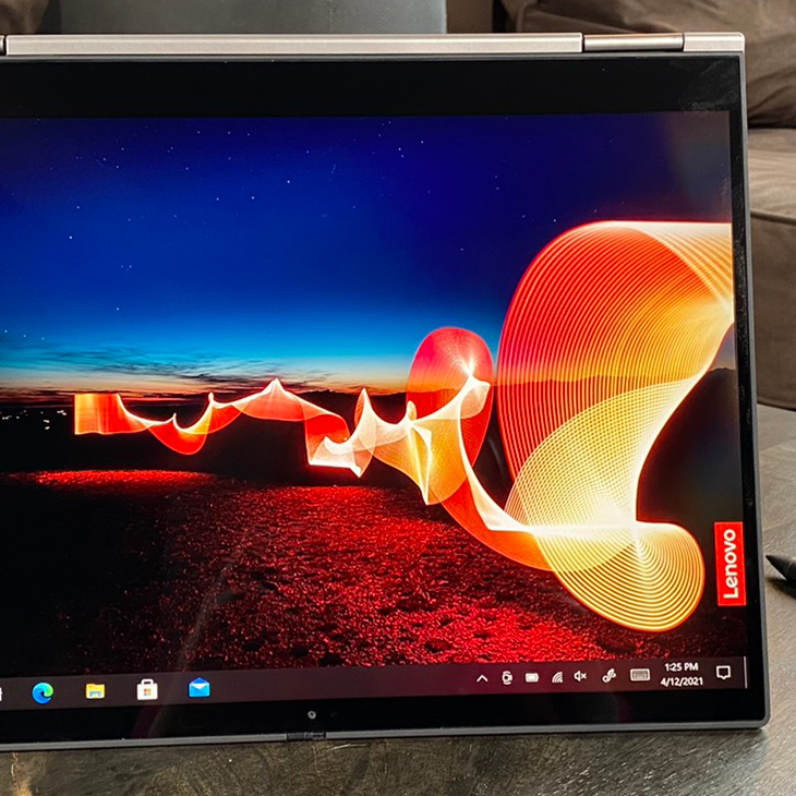 Lenovo ThinkPad X1 Titanium Yoga Review: Thin, Convenient, a