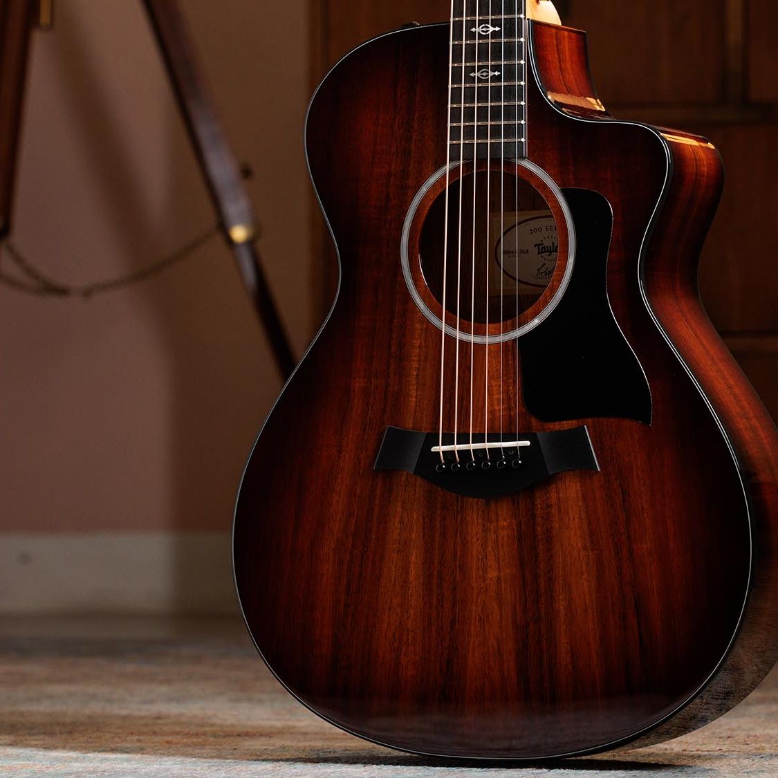 Taylor 222ce-K DLX review | Guitar World