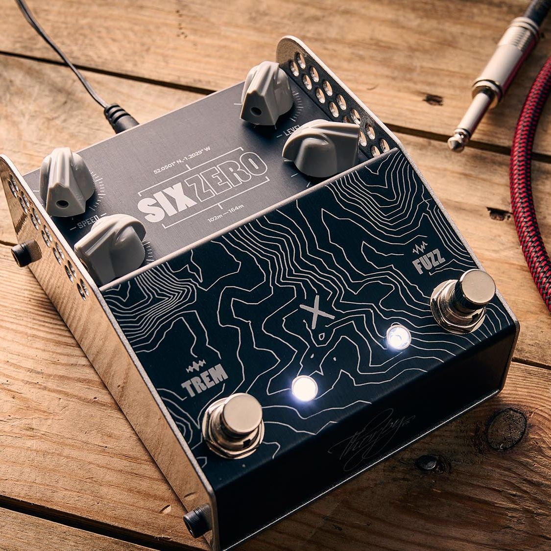 ギター old hearts effect PENGUIN DELAY Andertons 60th Anniversary Thorpy FX SixZero! - YouTube