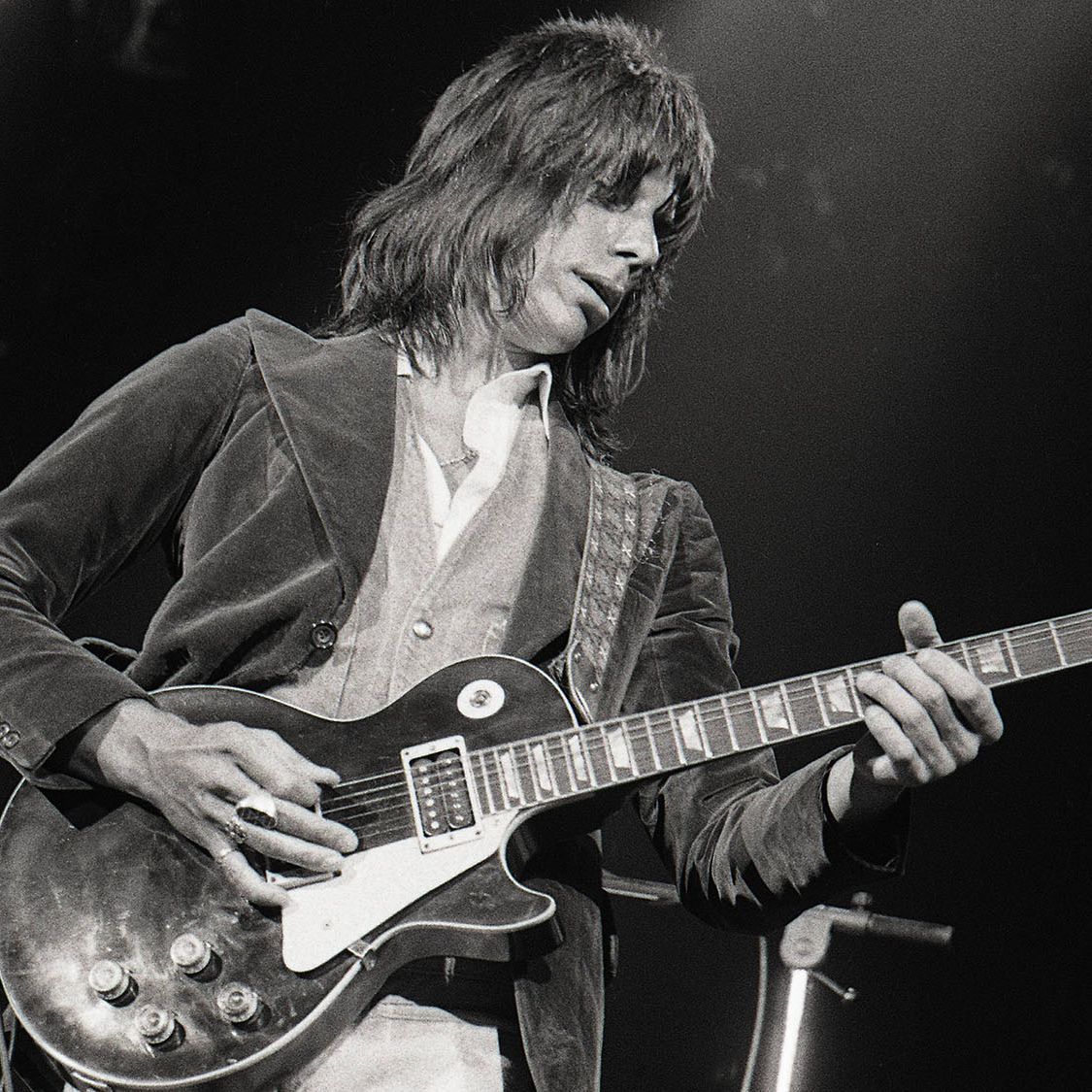 Untangling the history of Jeff Beck's Oxblood Les Paul | Guitar World