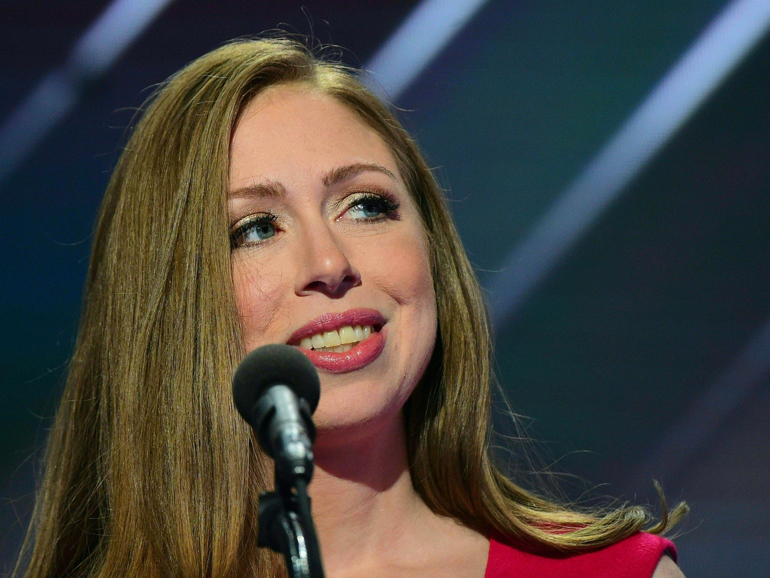 Chelsea Clinton is working to stand up 'the largest childhood immunization  effort ever' with the Gates Foundation and the WHO | Fortune Well, image size:2560x1920