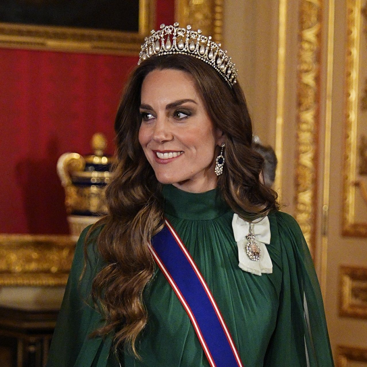 The three key details in Kate Middleton's State Banquet outfit | Woman &  Home