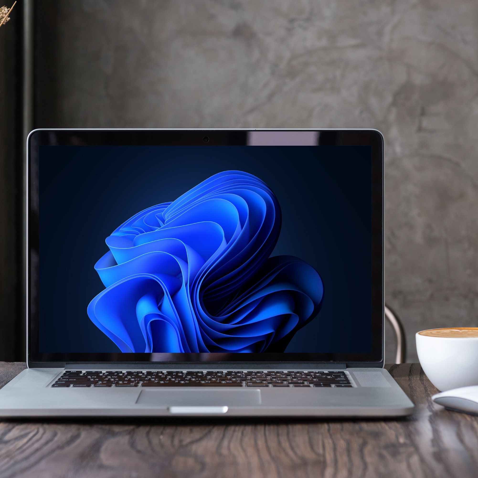 MacBook & Windows11 12-inch【cs6, Office】 Apple promotes Microsoft Office to lure Windows 11 users to its