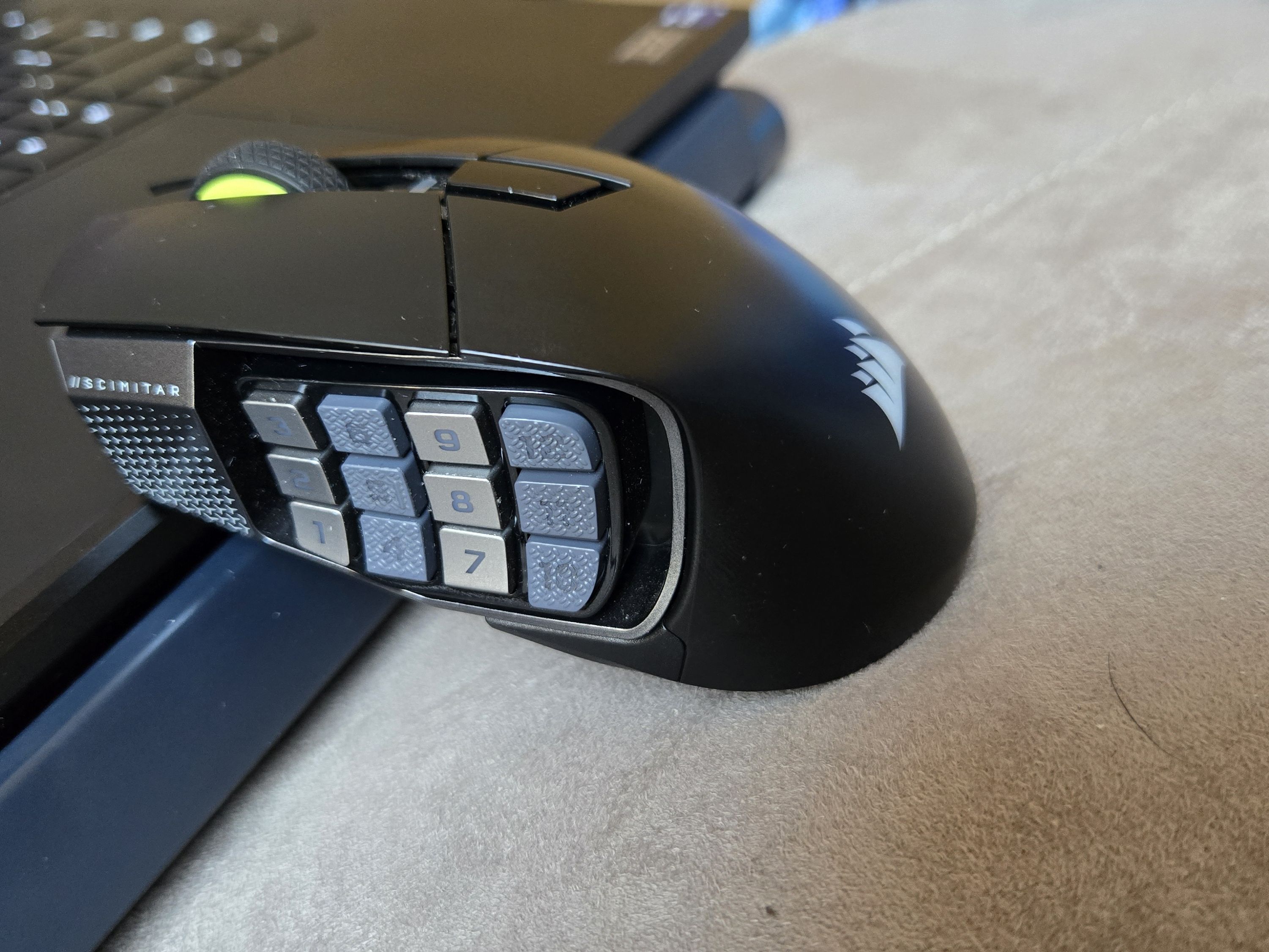 Corsair Scimitar Elite Wireless SE review | PC Gamer