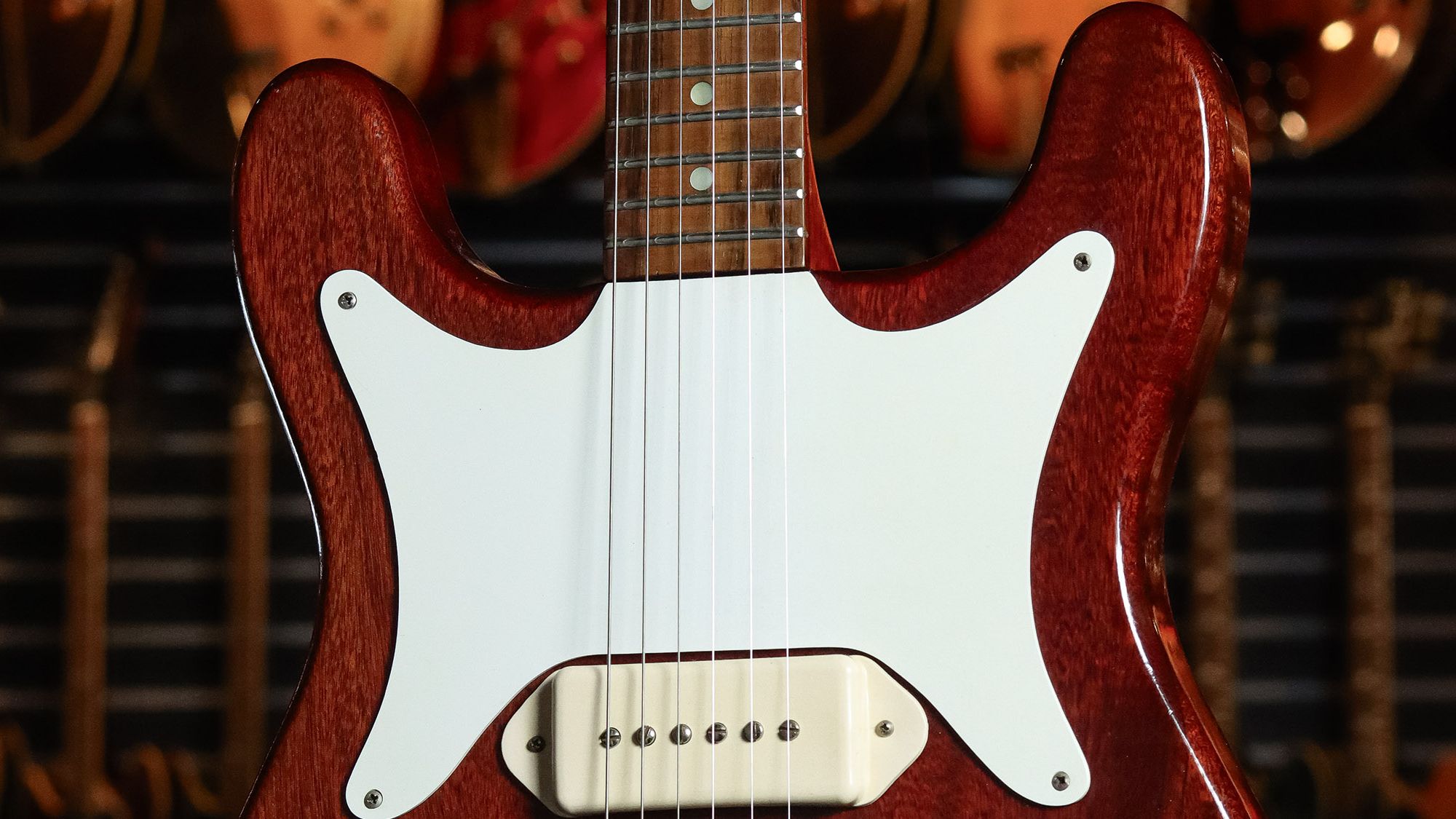 【CORONET】Les Patul Type エレキギター Unpacking a very rare 1960 Epiphone Coronet | Guitar World