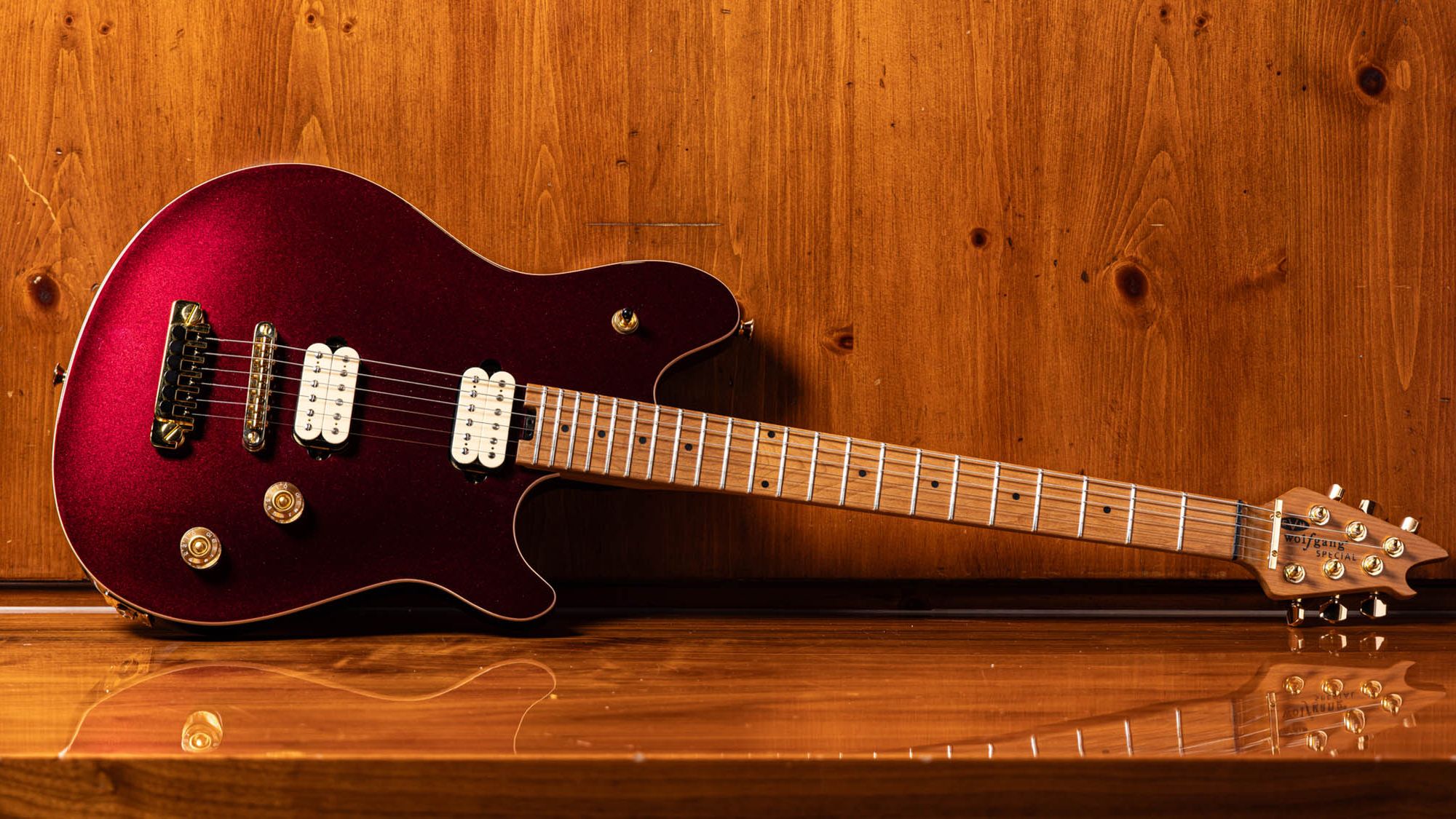 The neck is carved and rolled to Eddie Van Halen's exacting