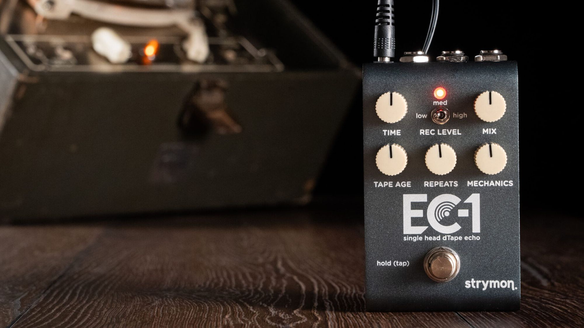 The dreamy sound of a classic '60s single head tape echo