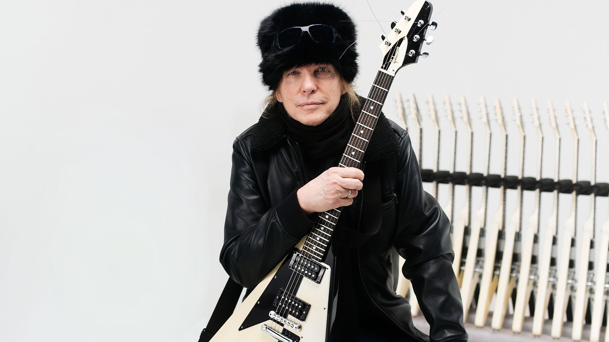 Gibson unveils custom replica of Michael Schenker