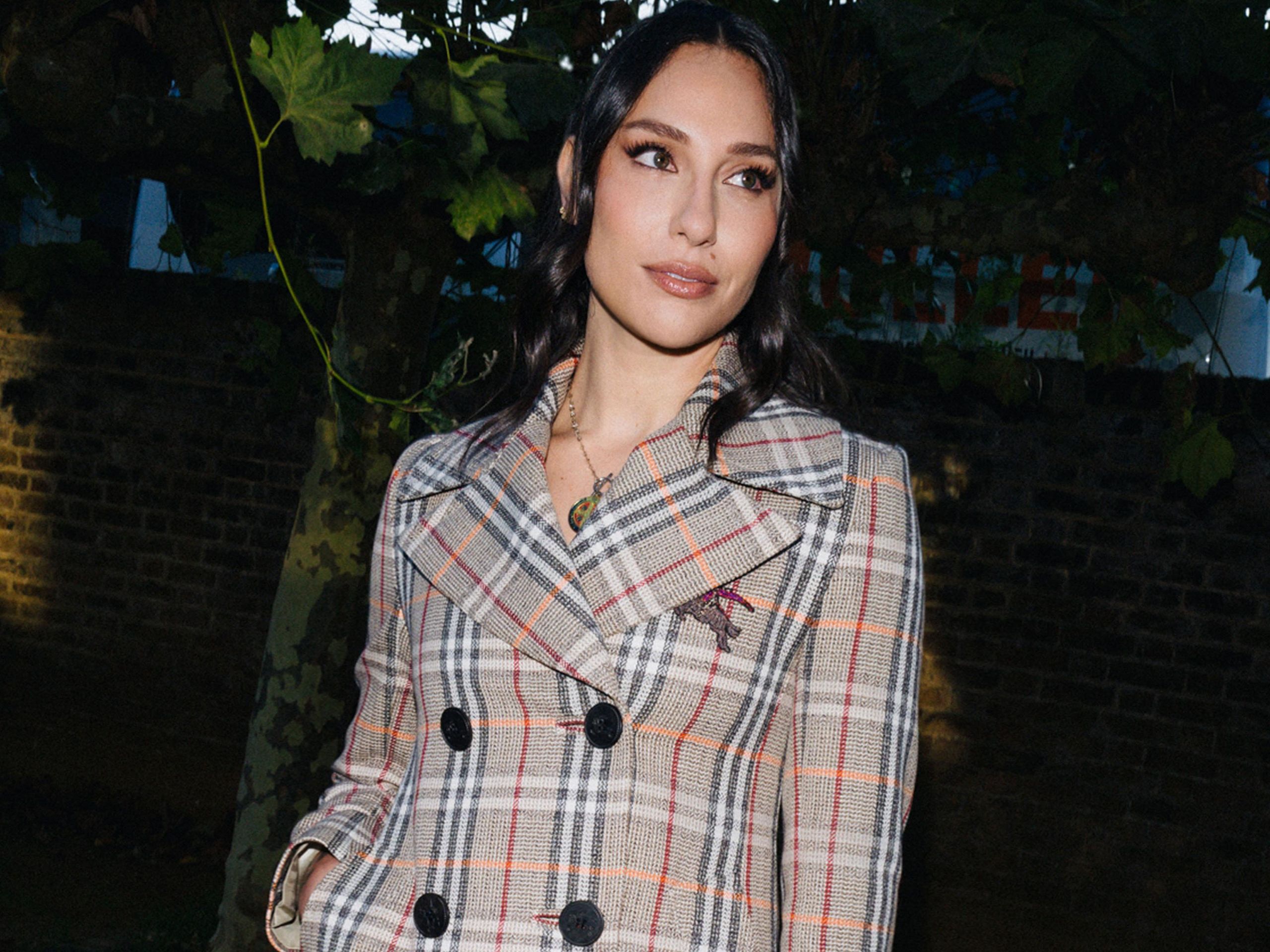 未使用☆美品BURBERRY フードボウル アイボリー チェック柄皿※おまけ