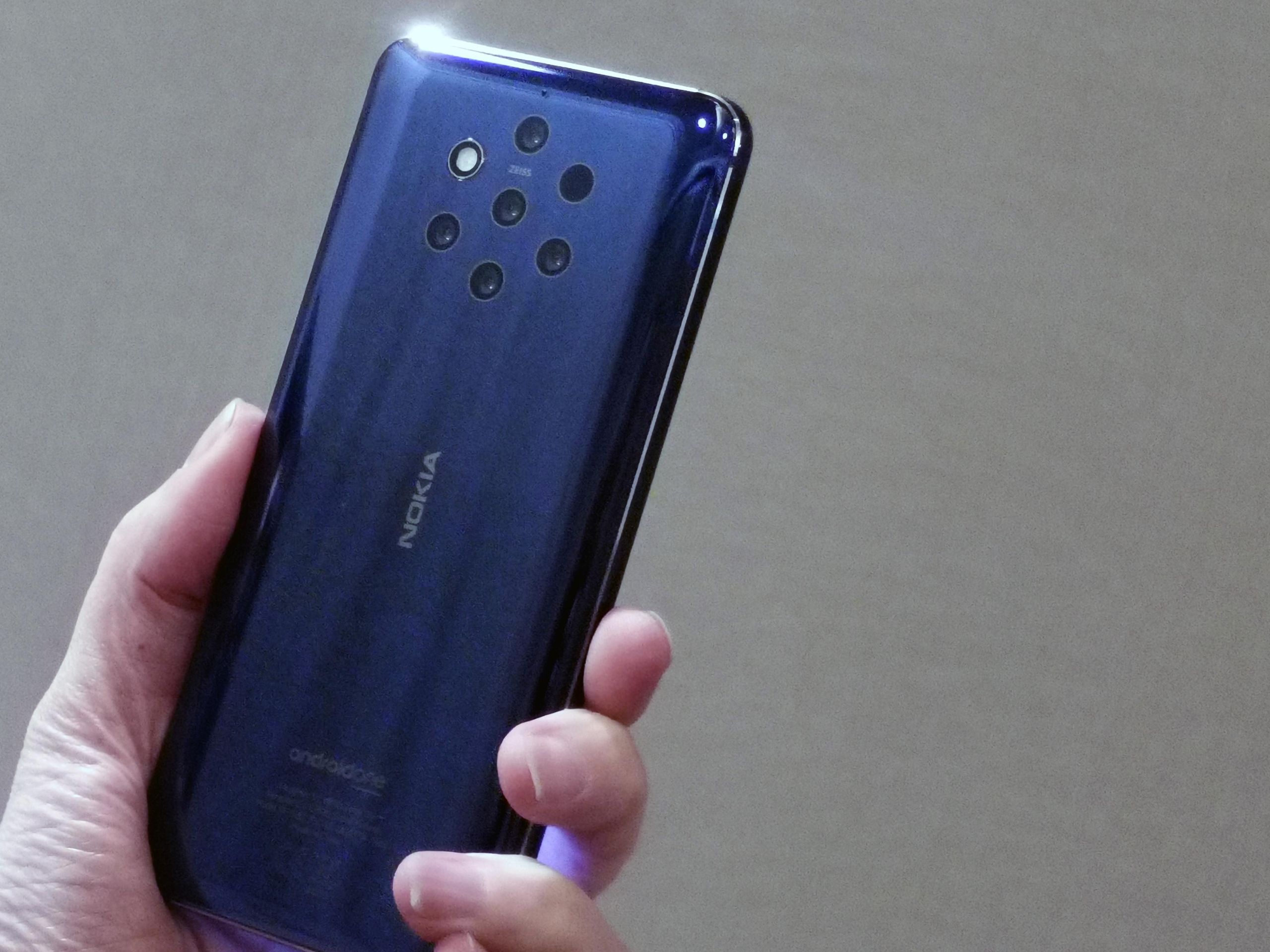Hands on: Nokia 9 PureView review | Digital Camera World