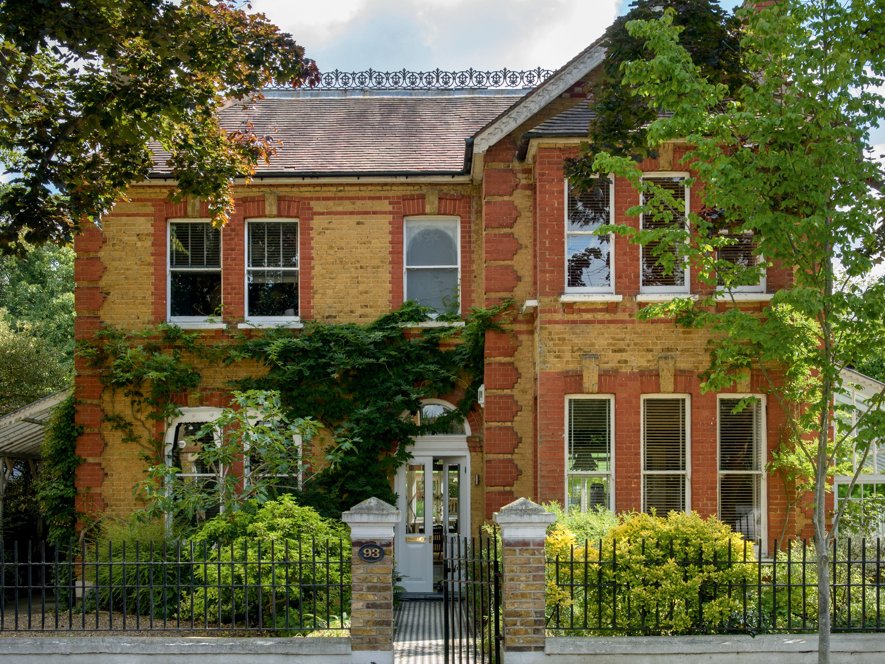 Facades Rendering Of Architects Victorian House