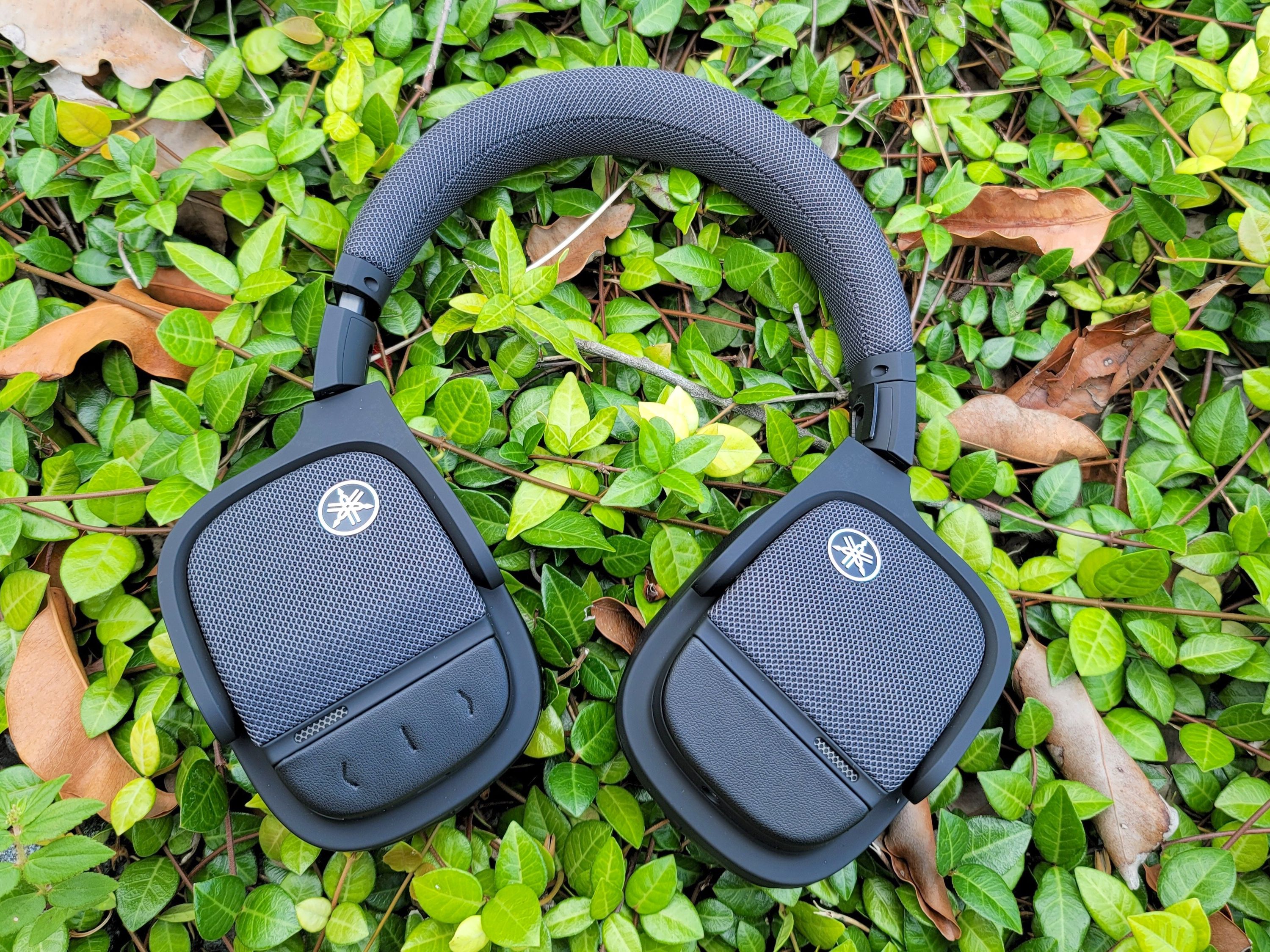 ヤマハ　YH-L700A YH-L700A Wireless Noise-Cancelling Headphones - Yamaha USA