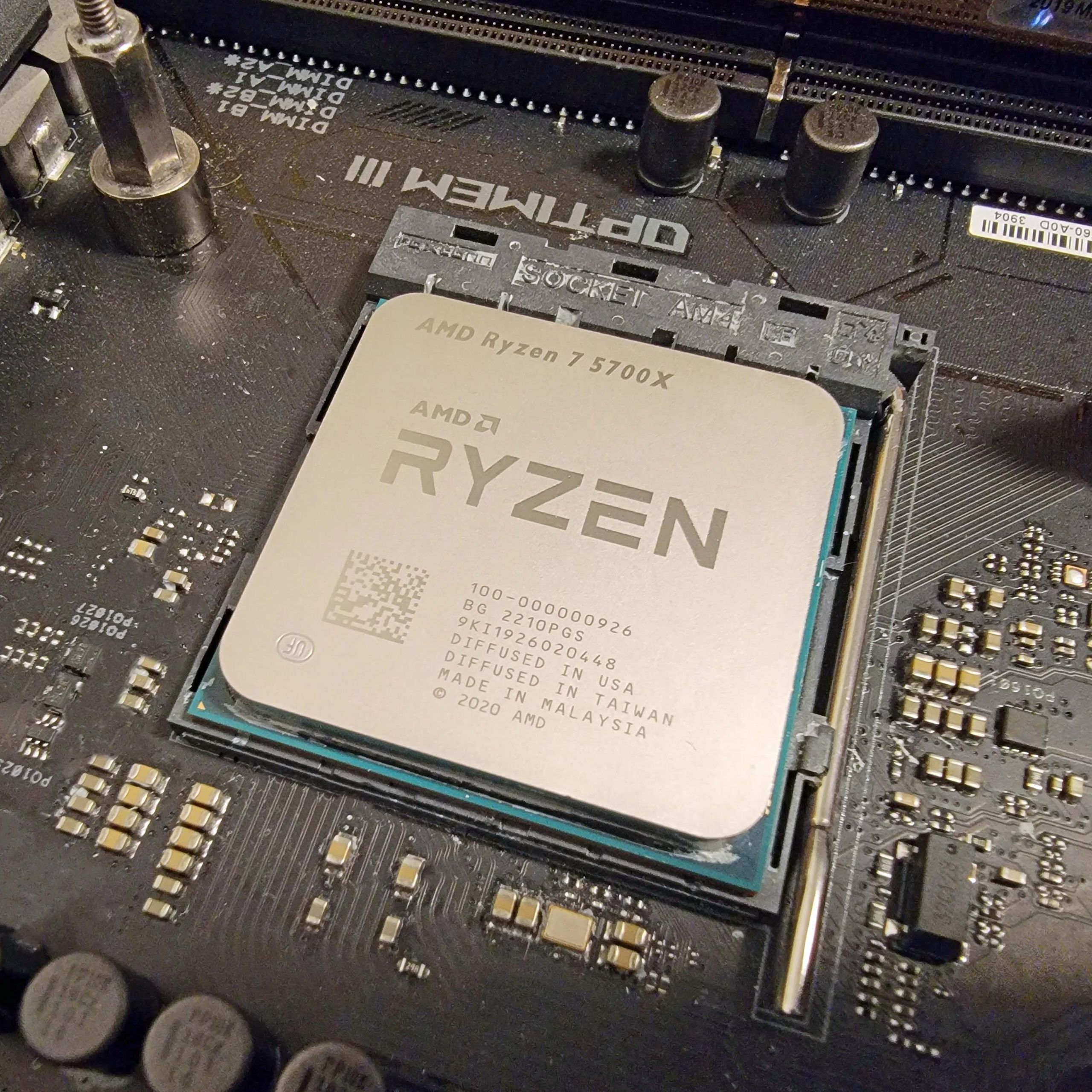 CPU Ryzen7 5700X hgHKCQmdKj5sPKZ4bdw4K4.jpg