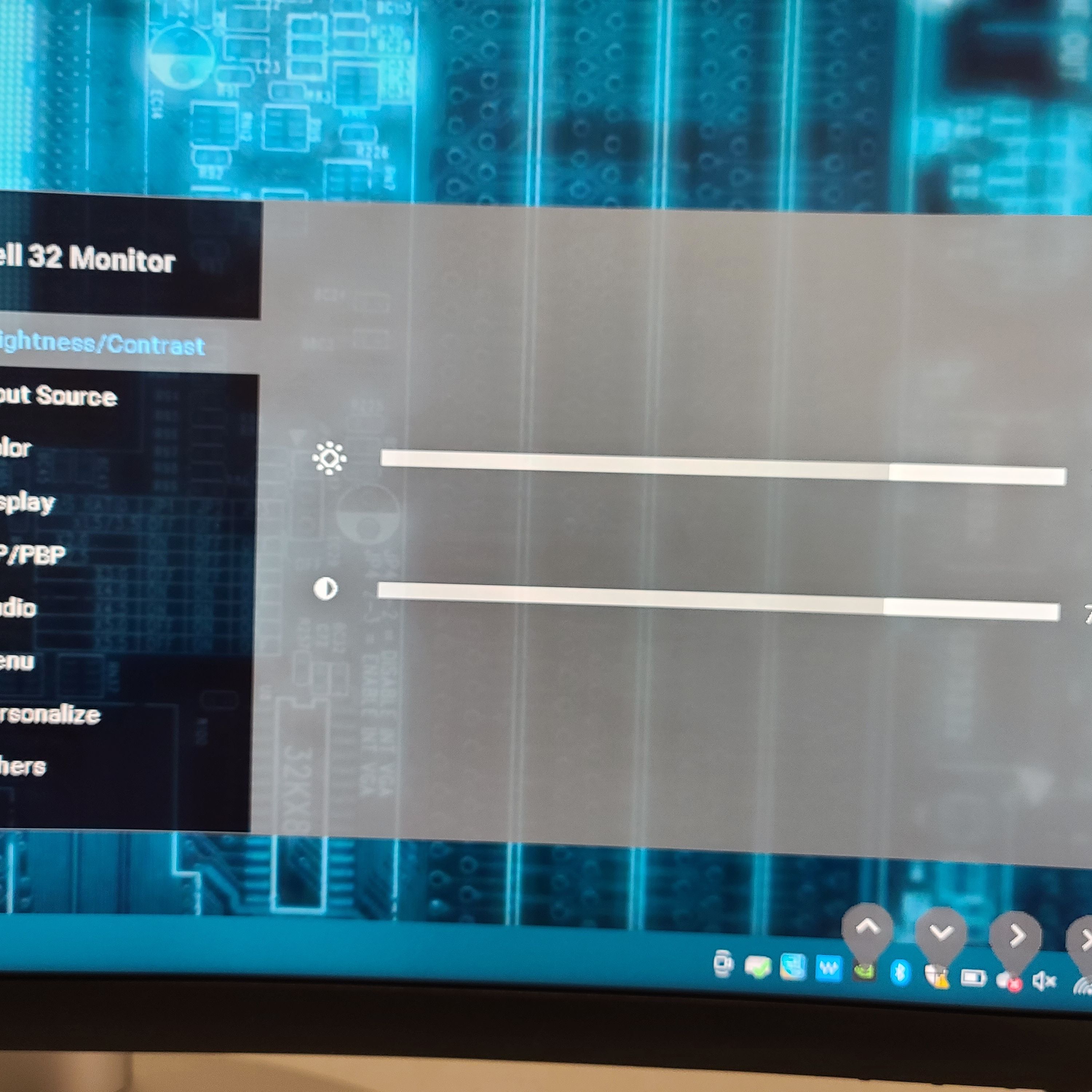 Dell S3221QS Review: Attractive 4K Display With AMD FreeSync