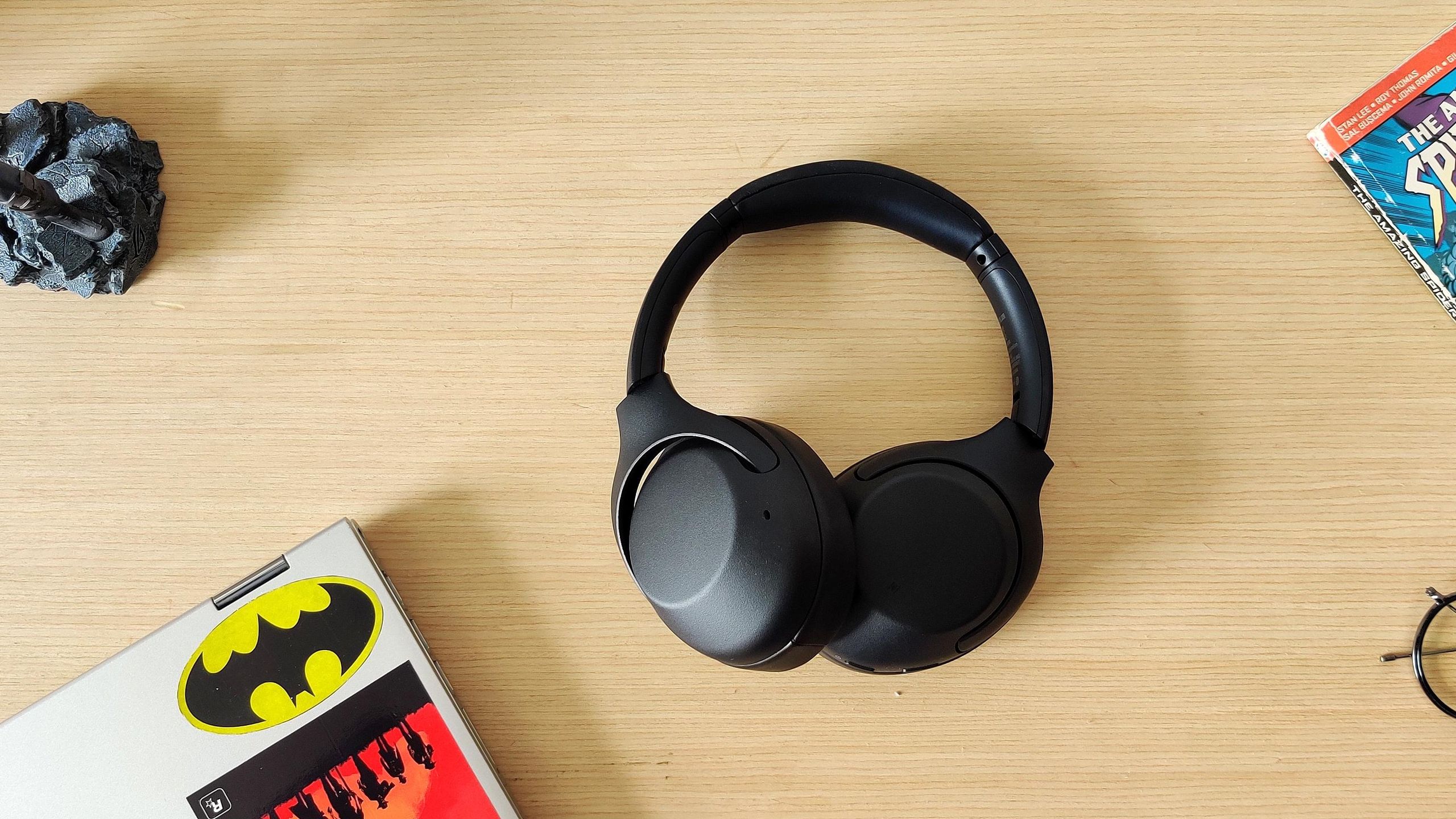 極美品　ワイヤレスヘッドホン ブラック WH-XB900N Amazon.com: Sony WHXB900N Noise Cancelling Headphones, Wireless