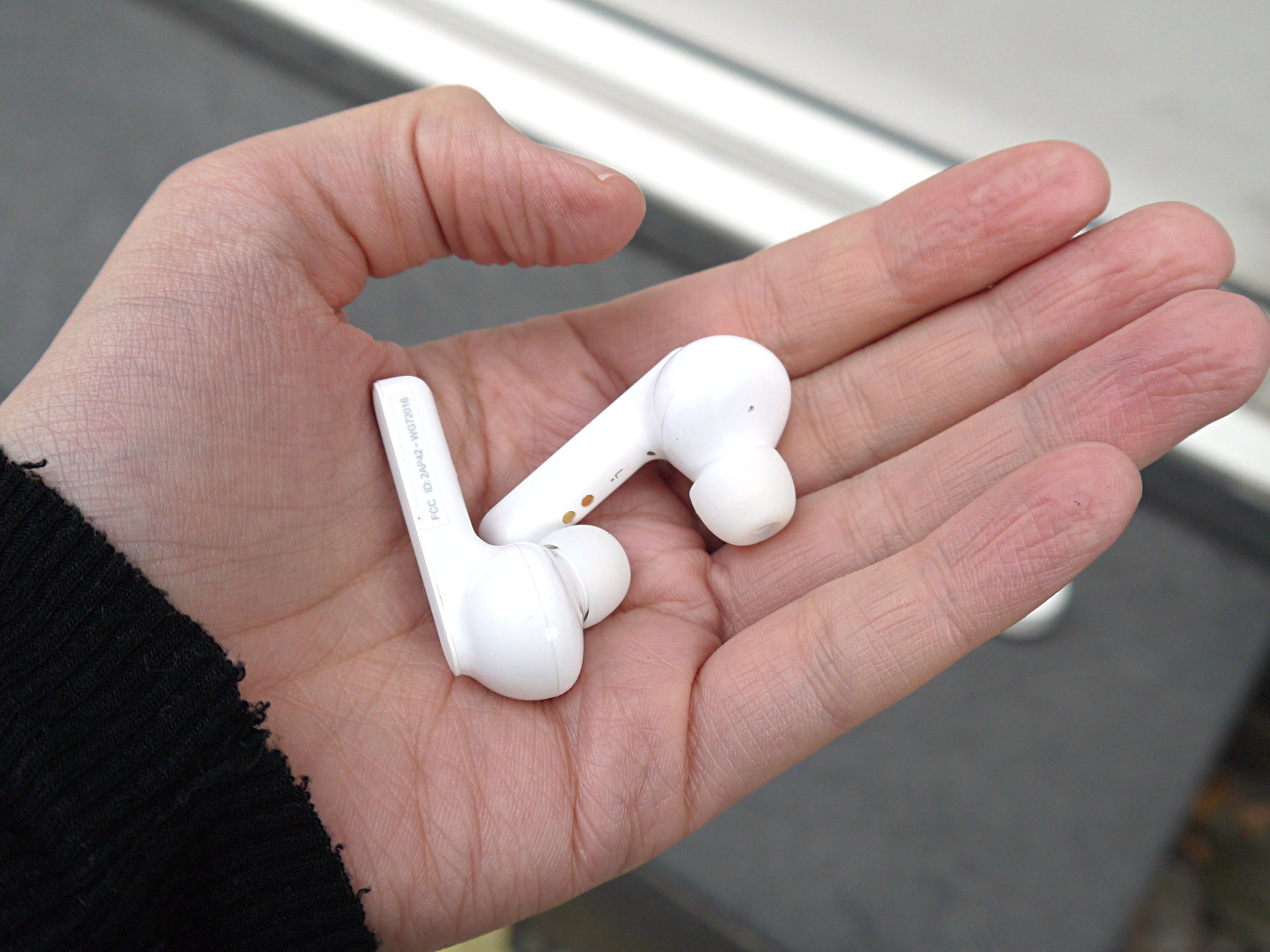 TicPods Free White 美品 mobvoi-ticpods-free-true-