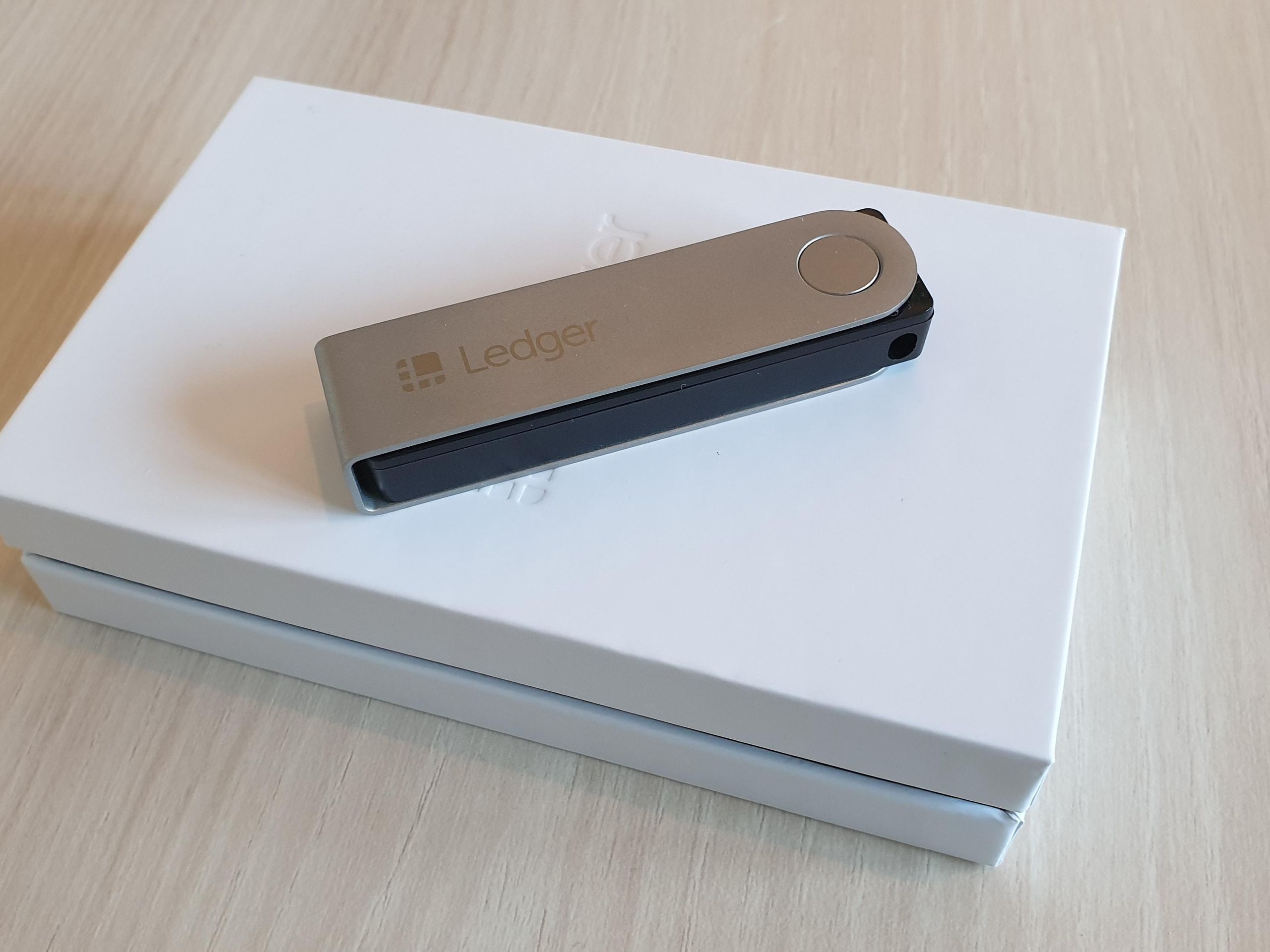 Ledger Nano X cryptocurrency wallet review | TechRadar