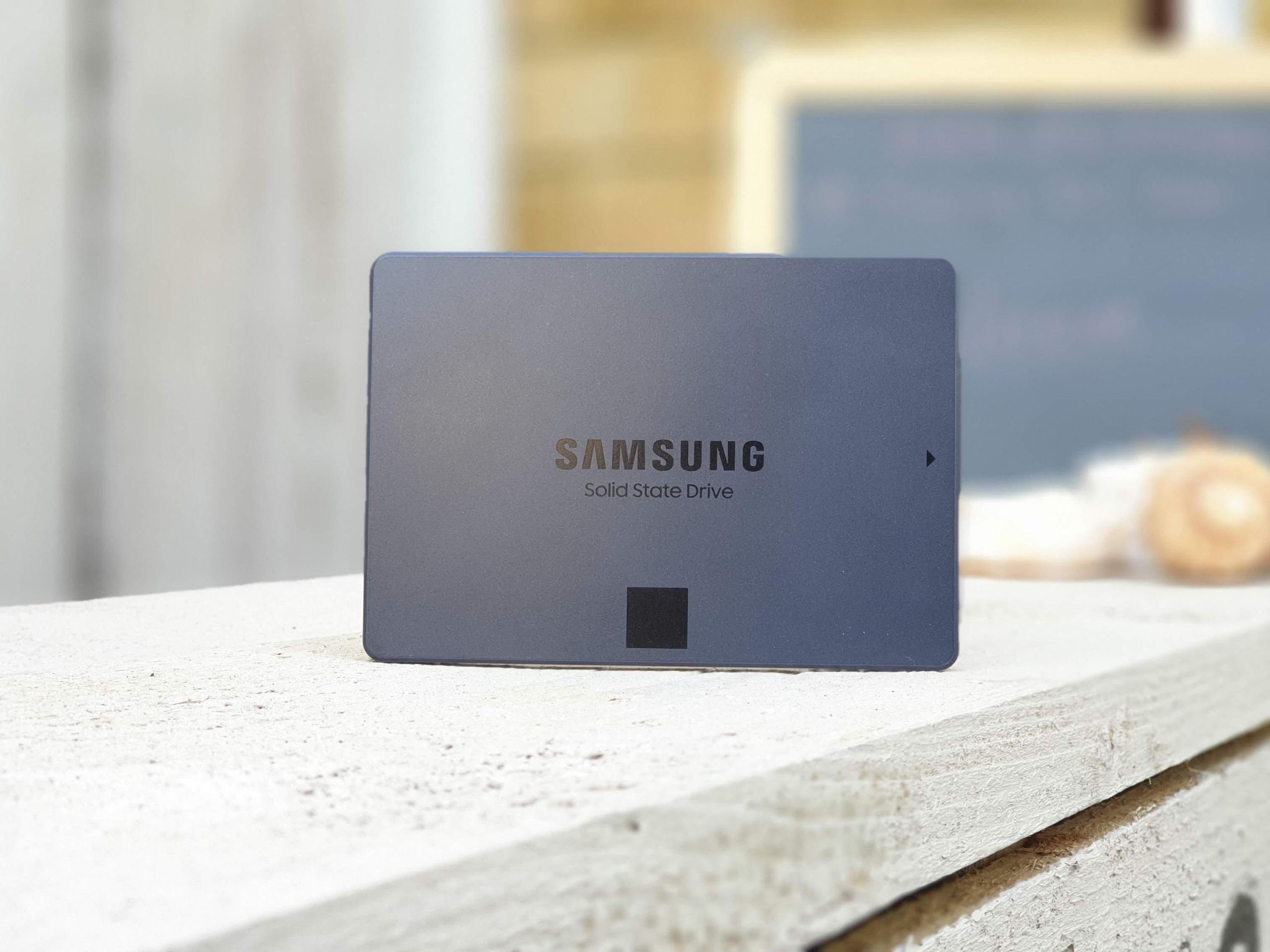 内蔵型SSD Samsung 870 QVO 2TB SSD SAMSUNG 870 QVO Series 2.5