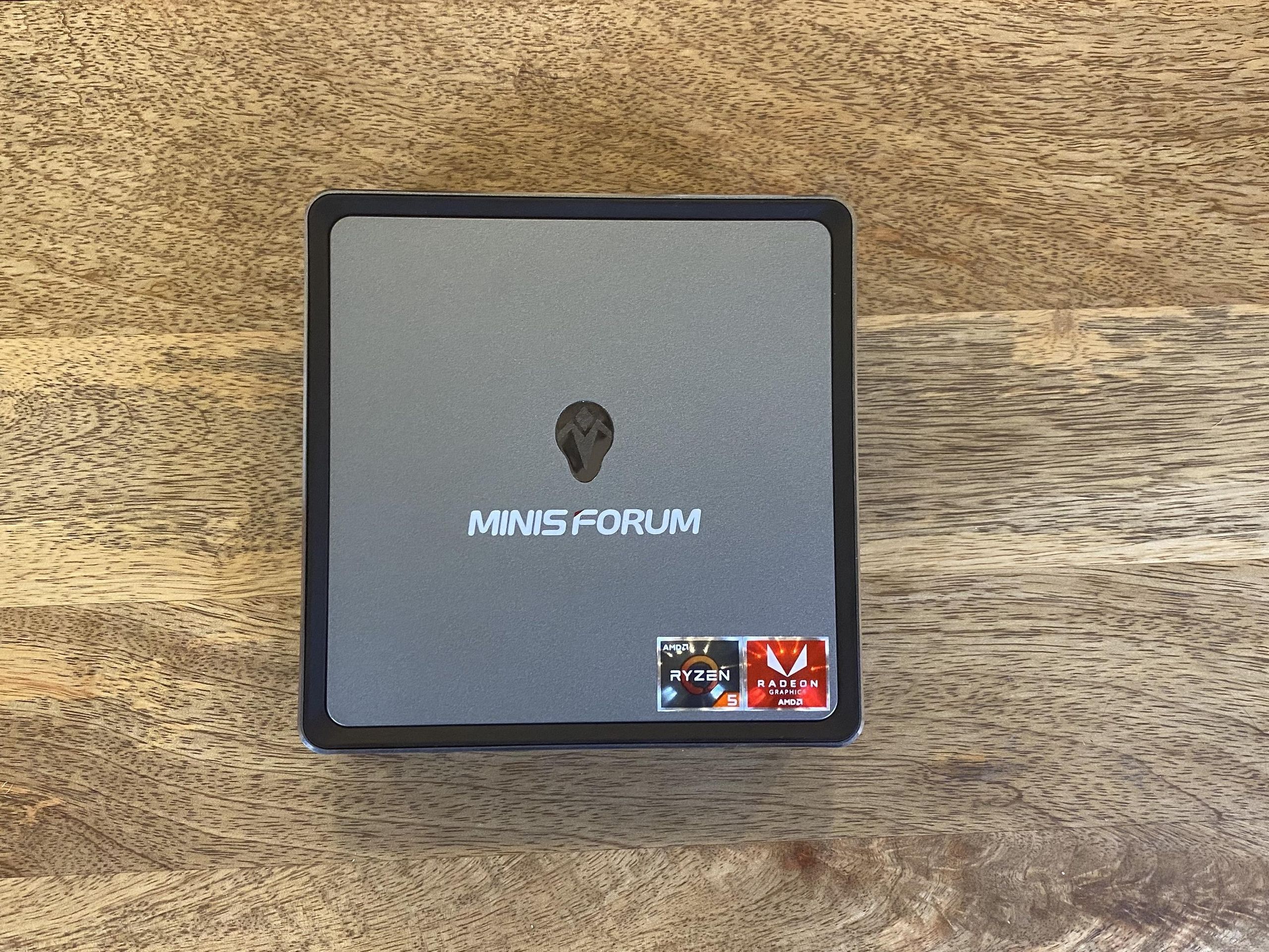 Minisforum DMAF5 Hands-on: Ryzen Mini PC With Easy Upgrades