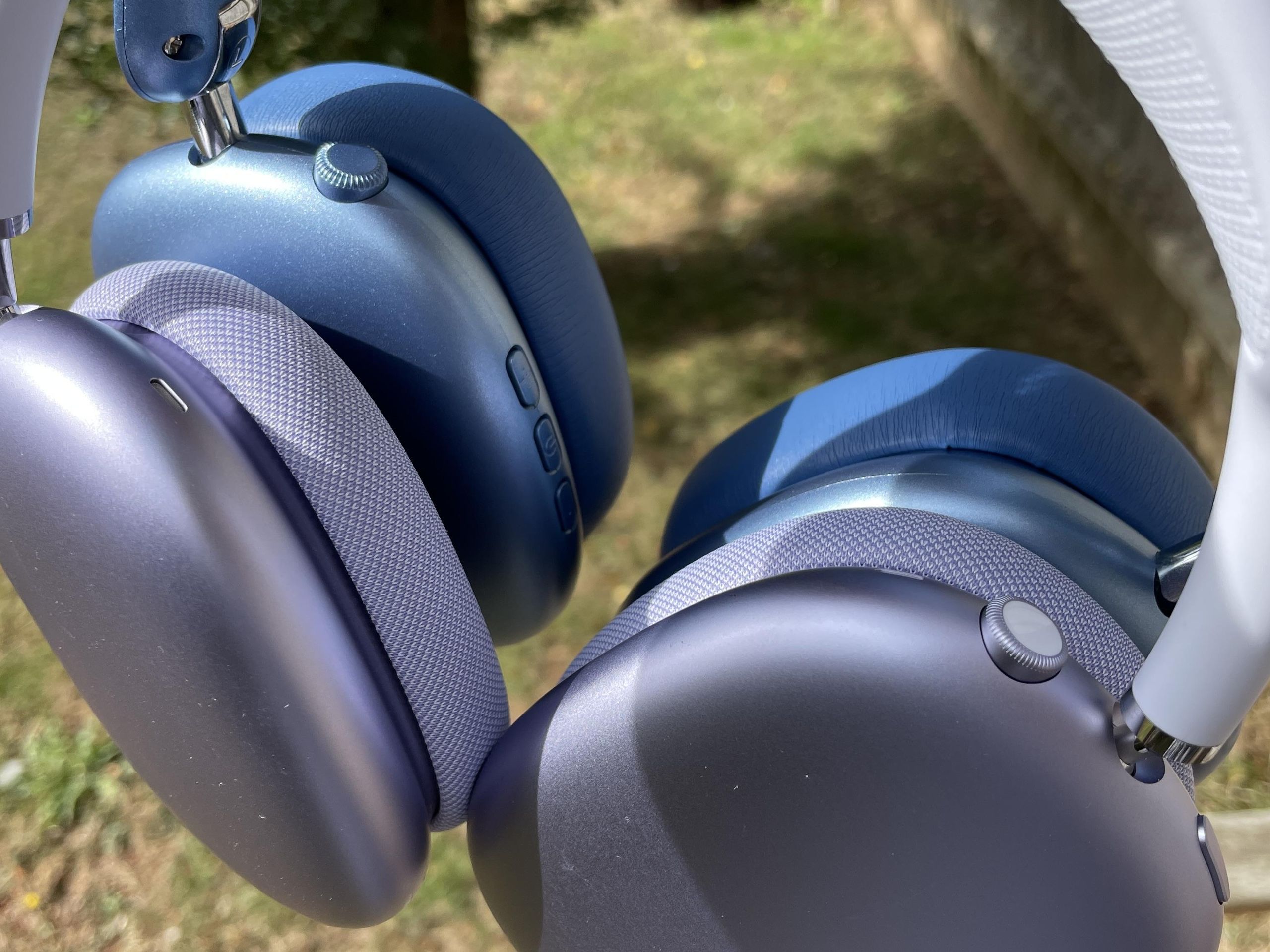 I bought the $37 AirPods Max dupes to see how they compare with