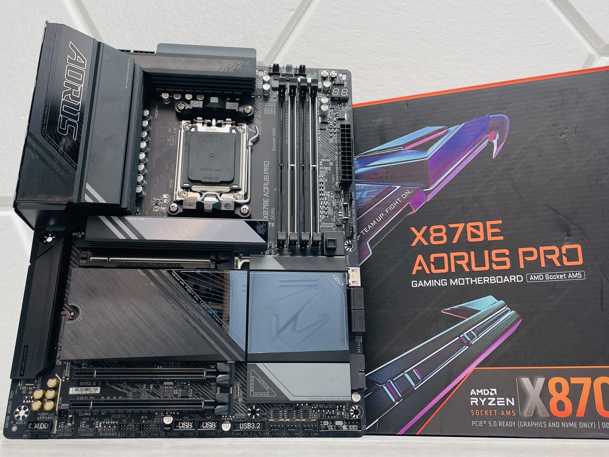 マザーボード Gigabyte X870E Aorus Proice Motherboard X870E AORUS PRO (rev. 1.0) Key Features | Motherboard