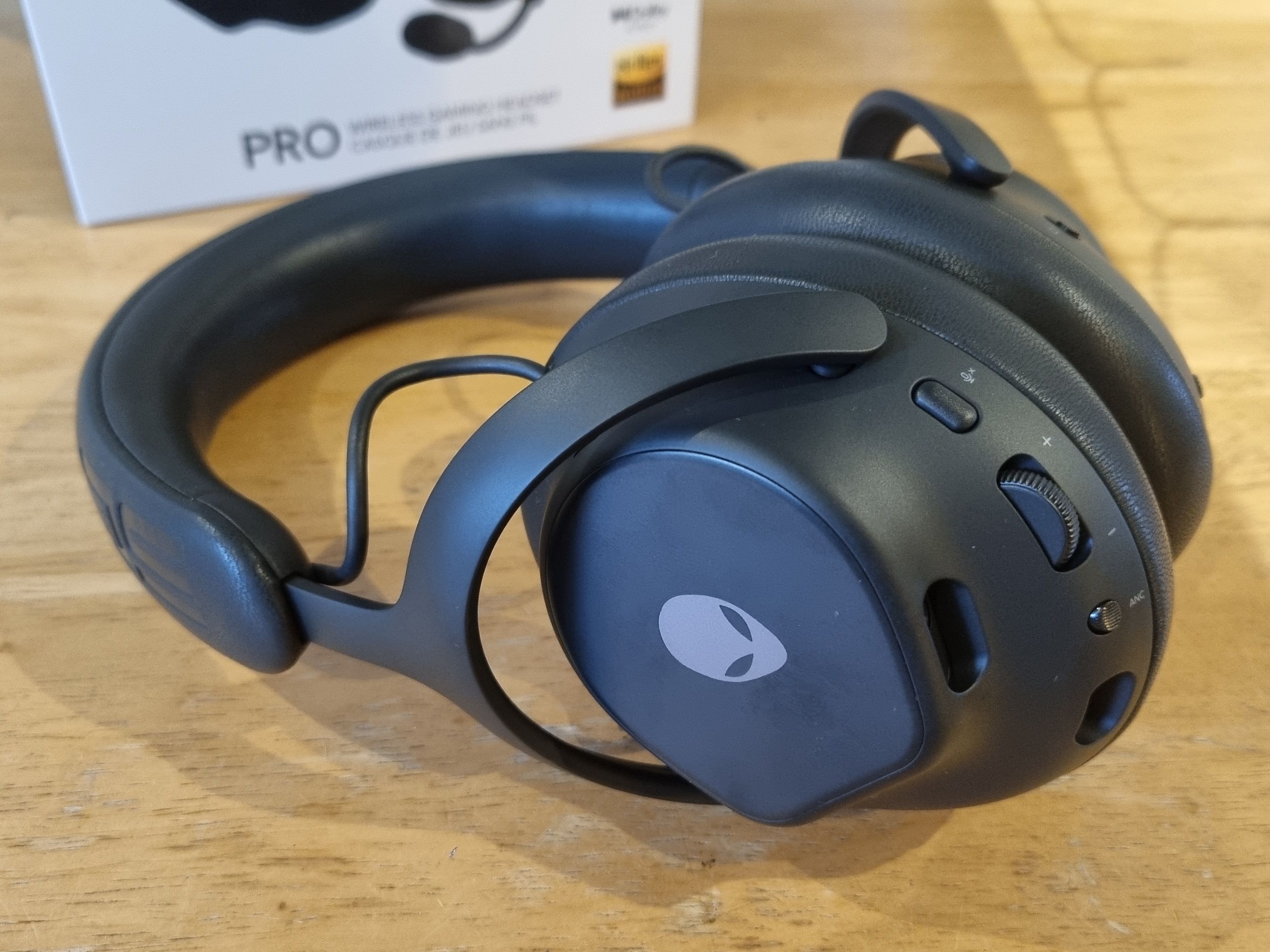 Alienware Pro Wireless gaming headset review | PC Gamer