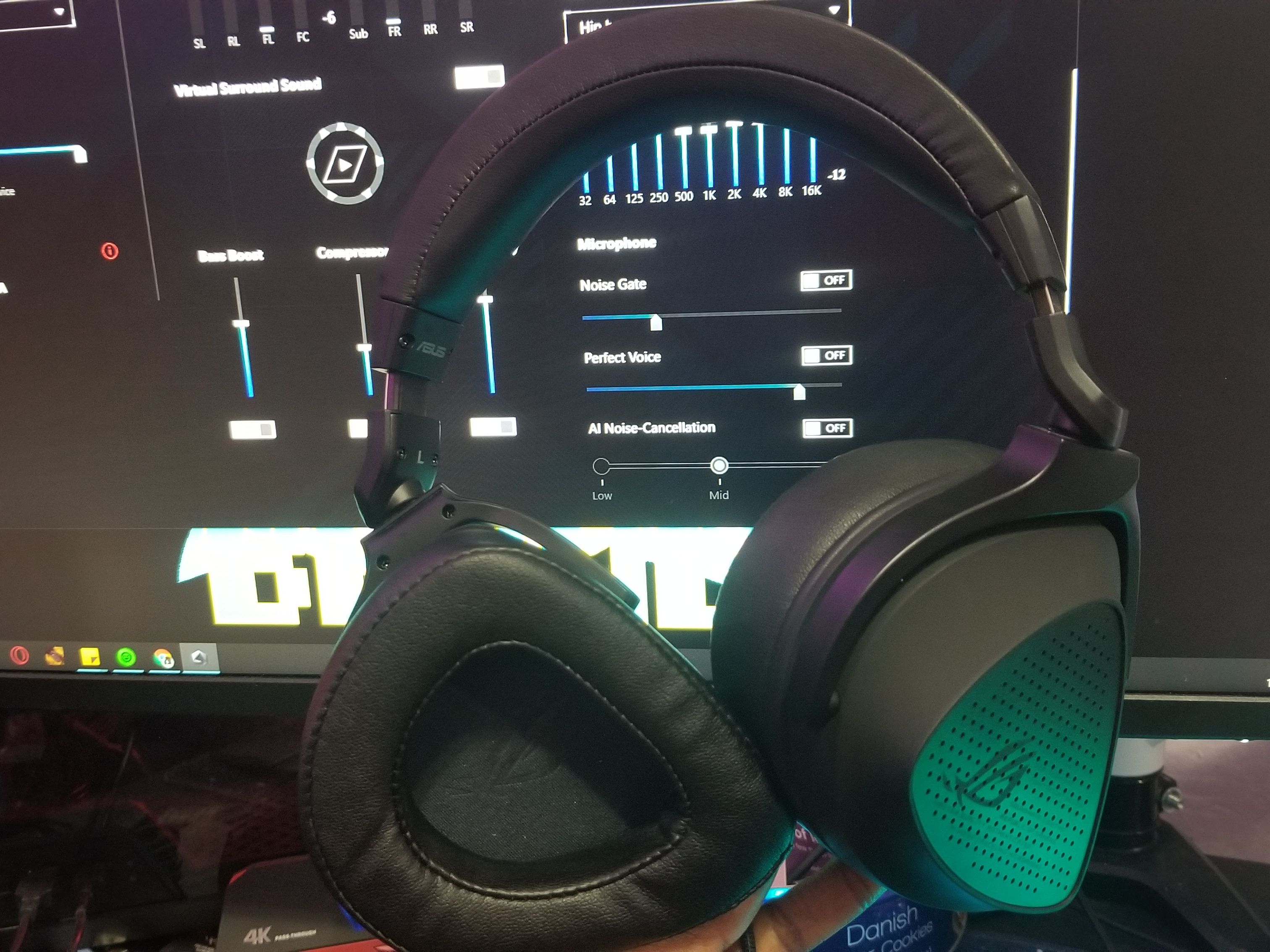 ヘッドホン jeferrytom ROG Delta S Animate fwebp