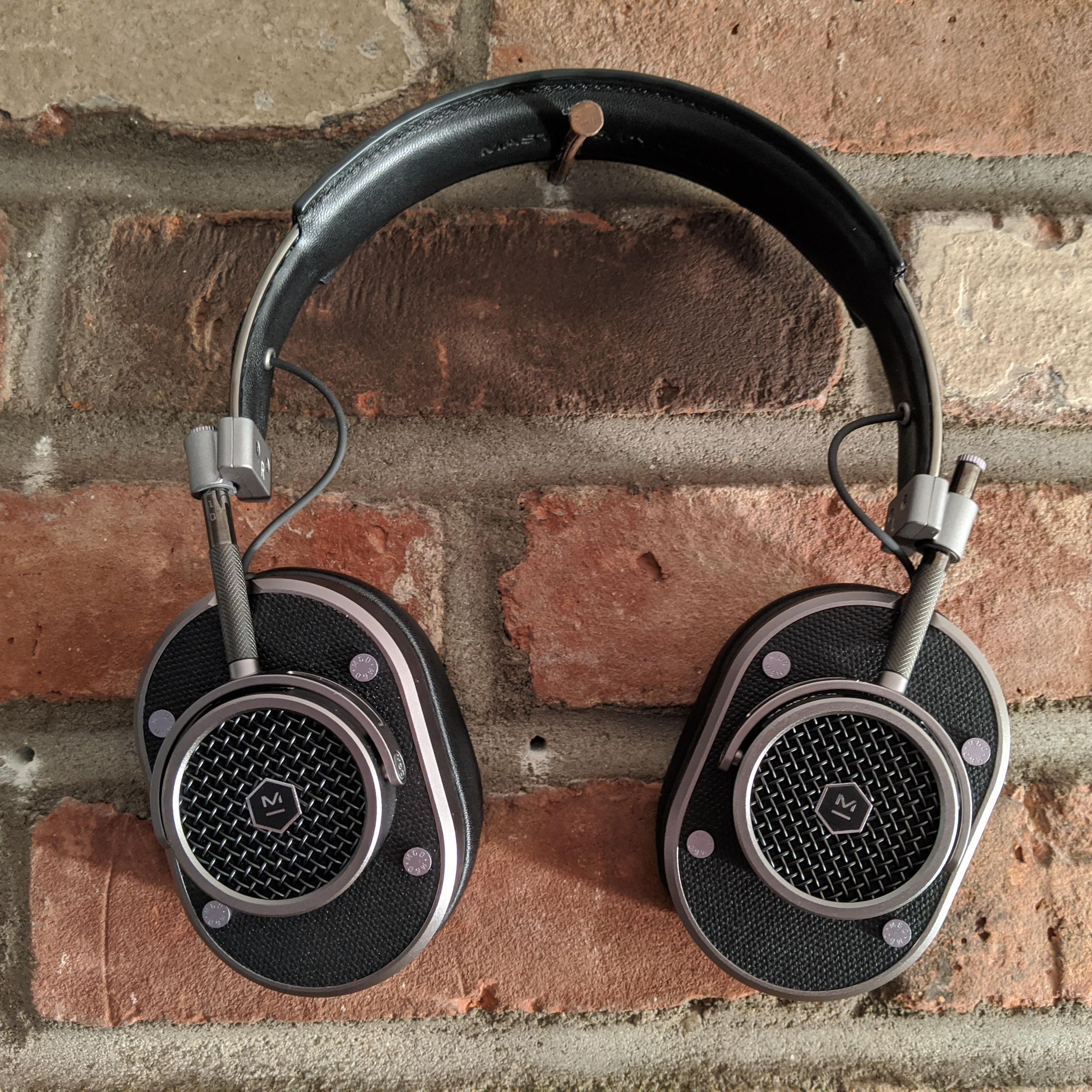 Master & Dynamic MH40 Wireless review | Laptop Mag